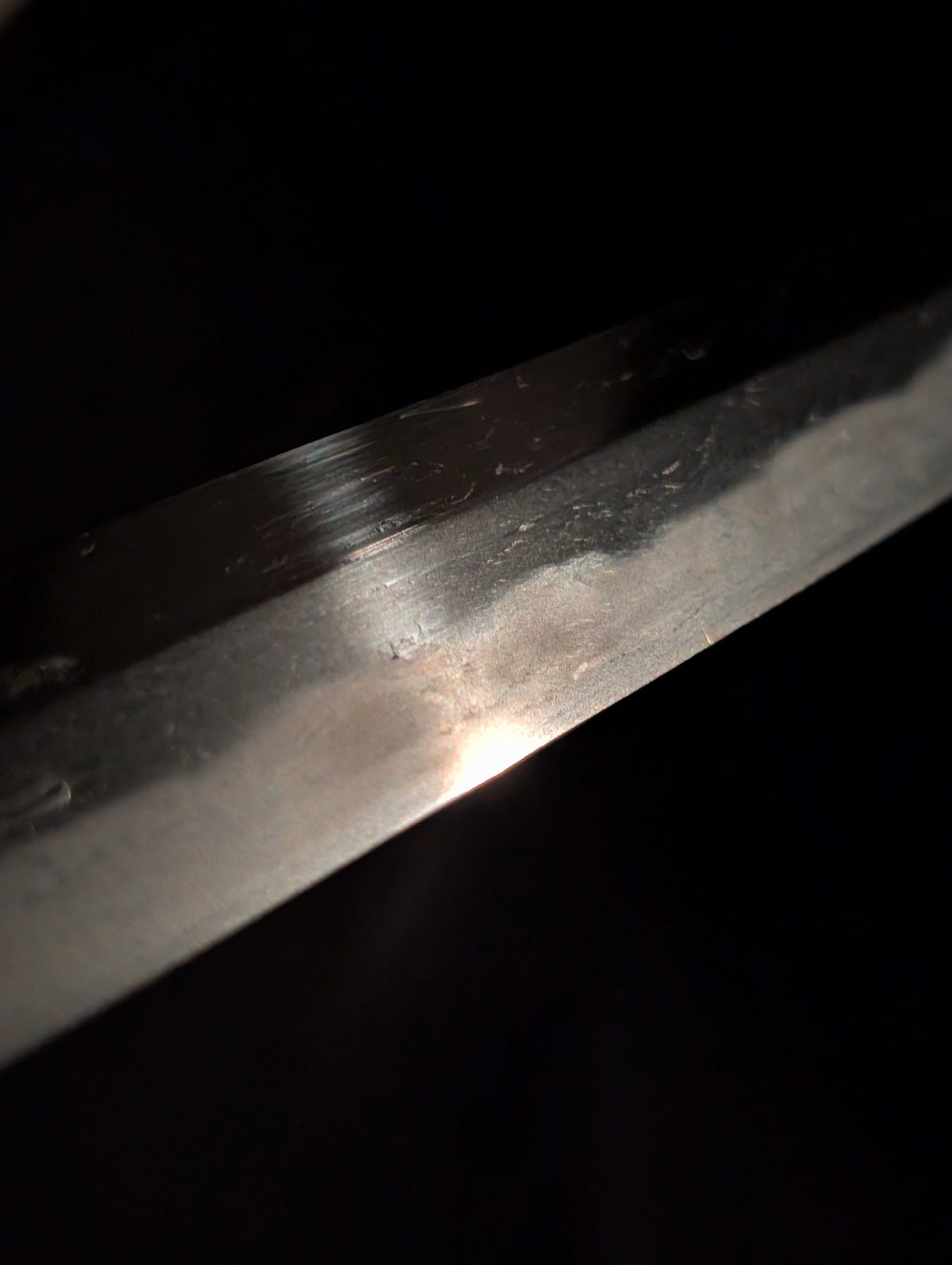 Antique Nihonto - Daishou Katana (Late Muromachi, red lacquer signature of Yoshikage) and Wakizashi (Late Muromachi, signed Kanefusa Masaie) (neither verified) with Koshirae