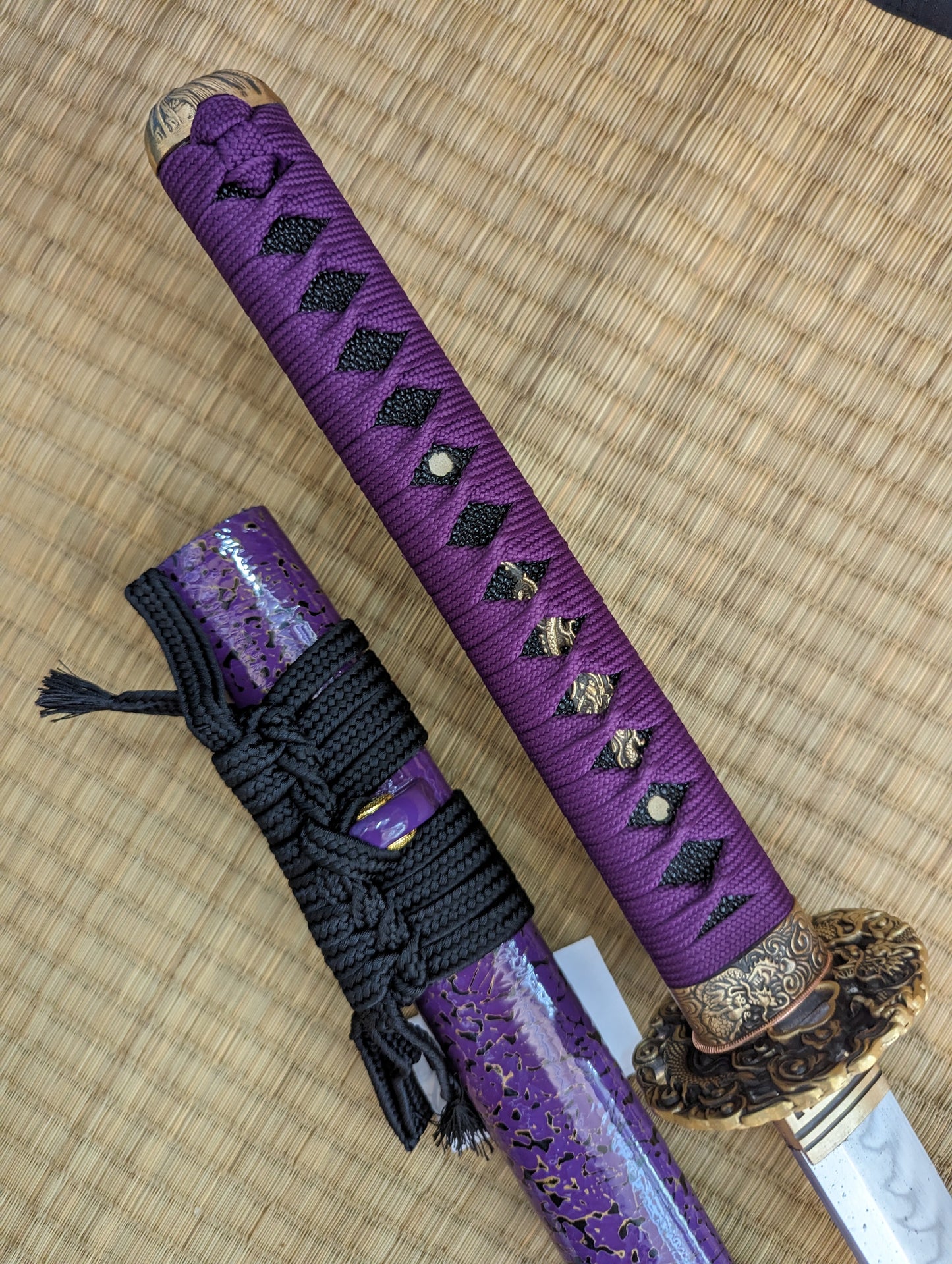 Phoenix Arms Amethyst Dragon Tooth Katana