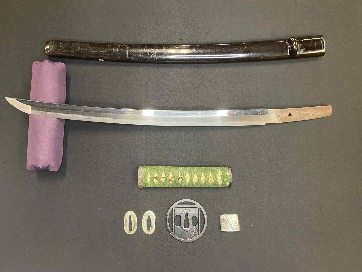 Antique Nihonto - Wakizashi in Koshirae - Edo Period, Mumei (Unverified)
