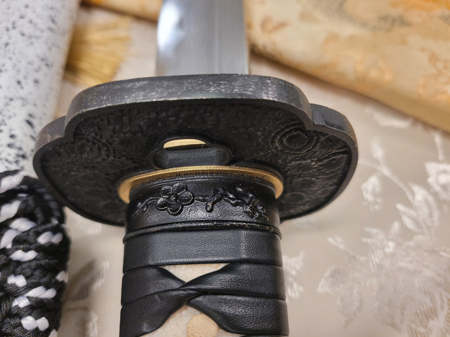 Katana - Iron Chrysanthemum - Folded Steel, Clay Tempered