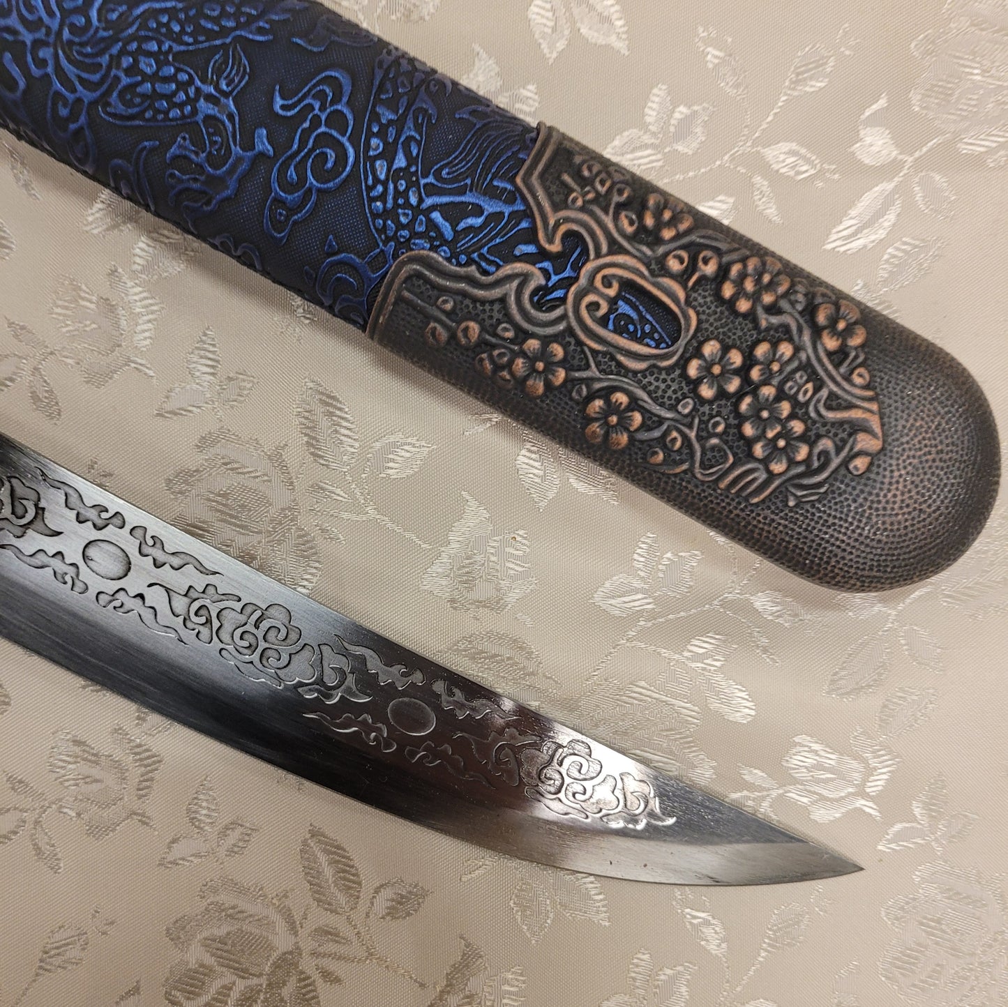Dao - Blue Cherry - Etched Manganese Steel