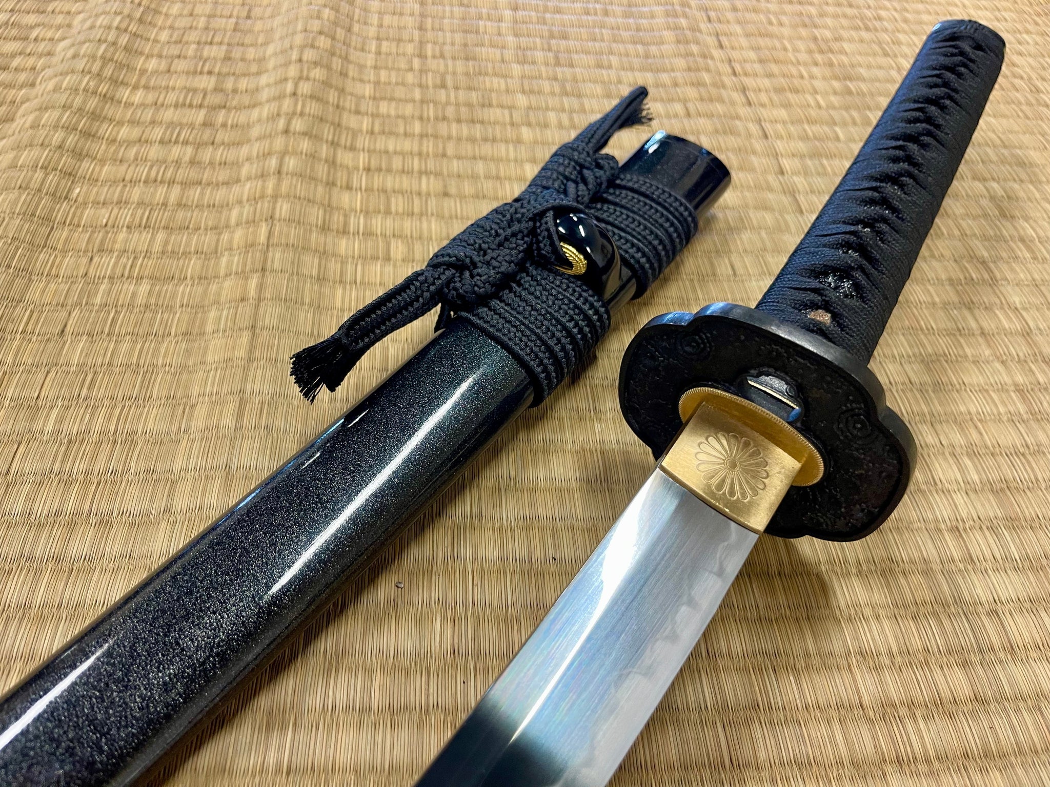Moritaka Razor Black Imperial Katana - T10 Clay Tempered