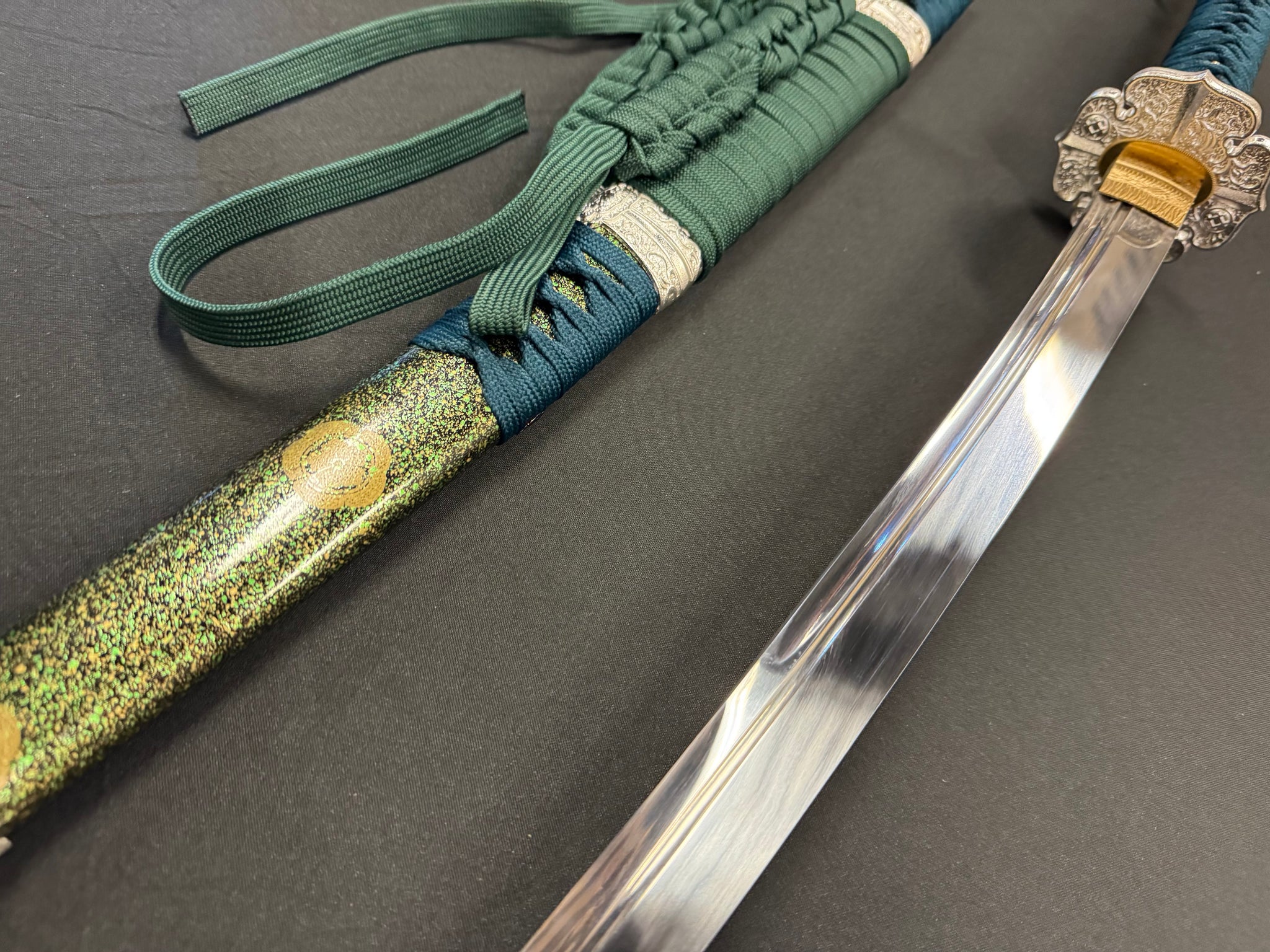 Phoenix Armory Tachi - Green Hunter Unokubi 65Mn