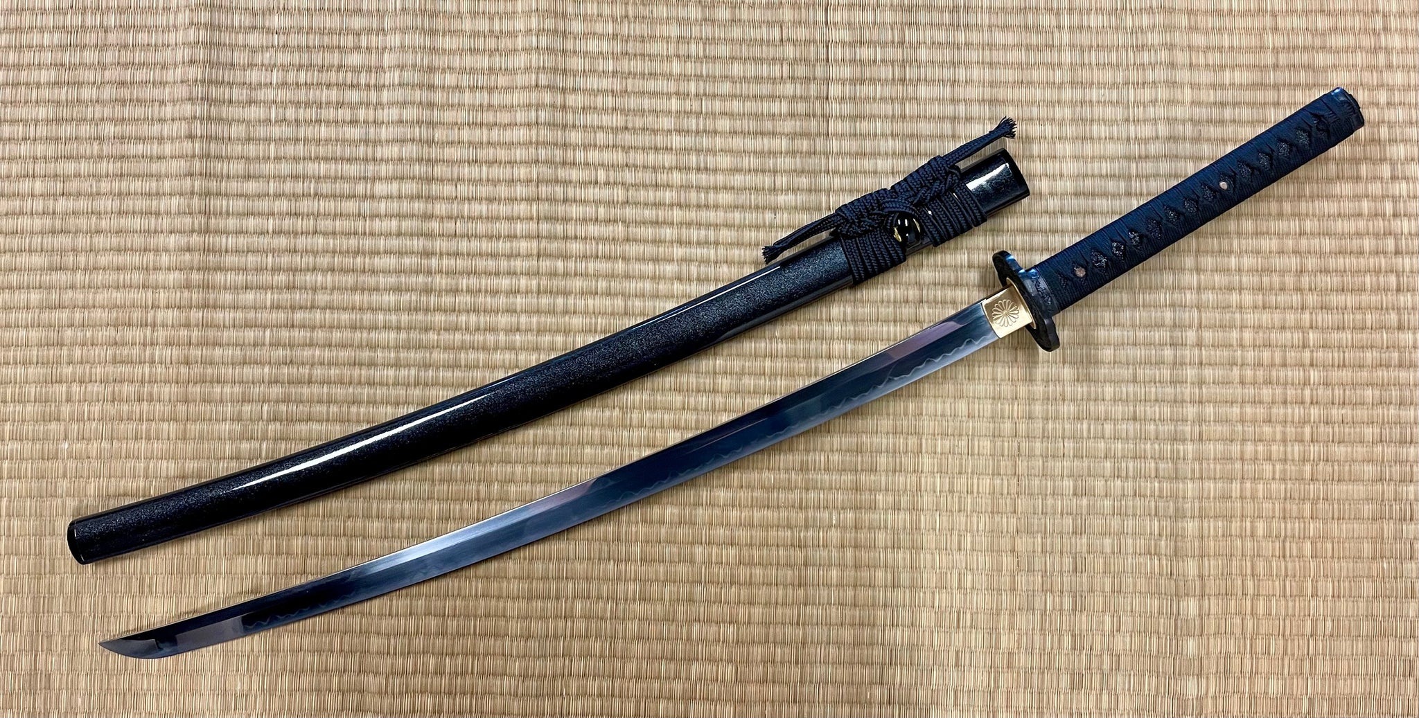 Moritaka Razor Black Imperial Katana - T10 Clay Tempered