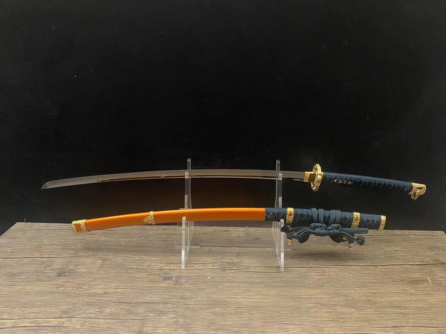 Cloudhammer Silk Itomaki Tachi - Forest Gold - 32" nagasa, sx105v Choji Hamon