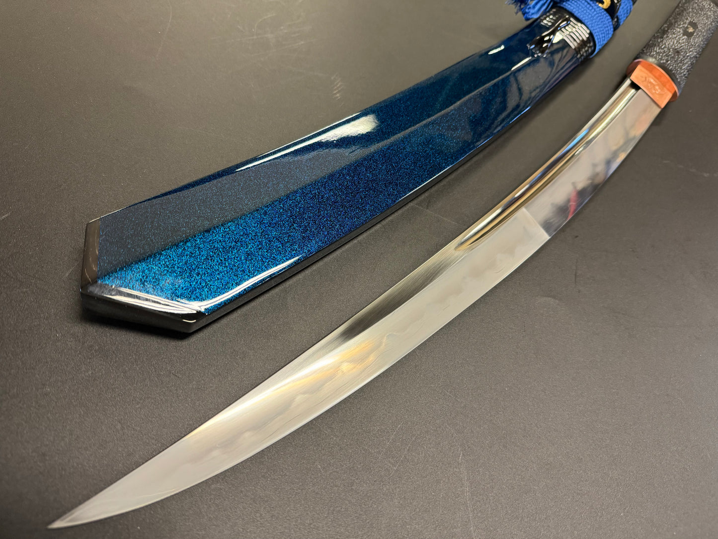 Legacy Blades Osoraku Aikuchi Honsanmai Wakizashi (Blue Flake Saya)