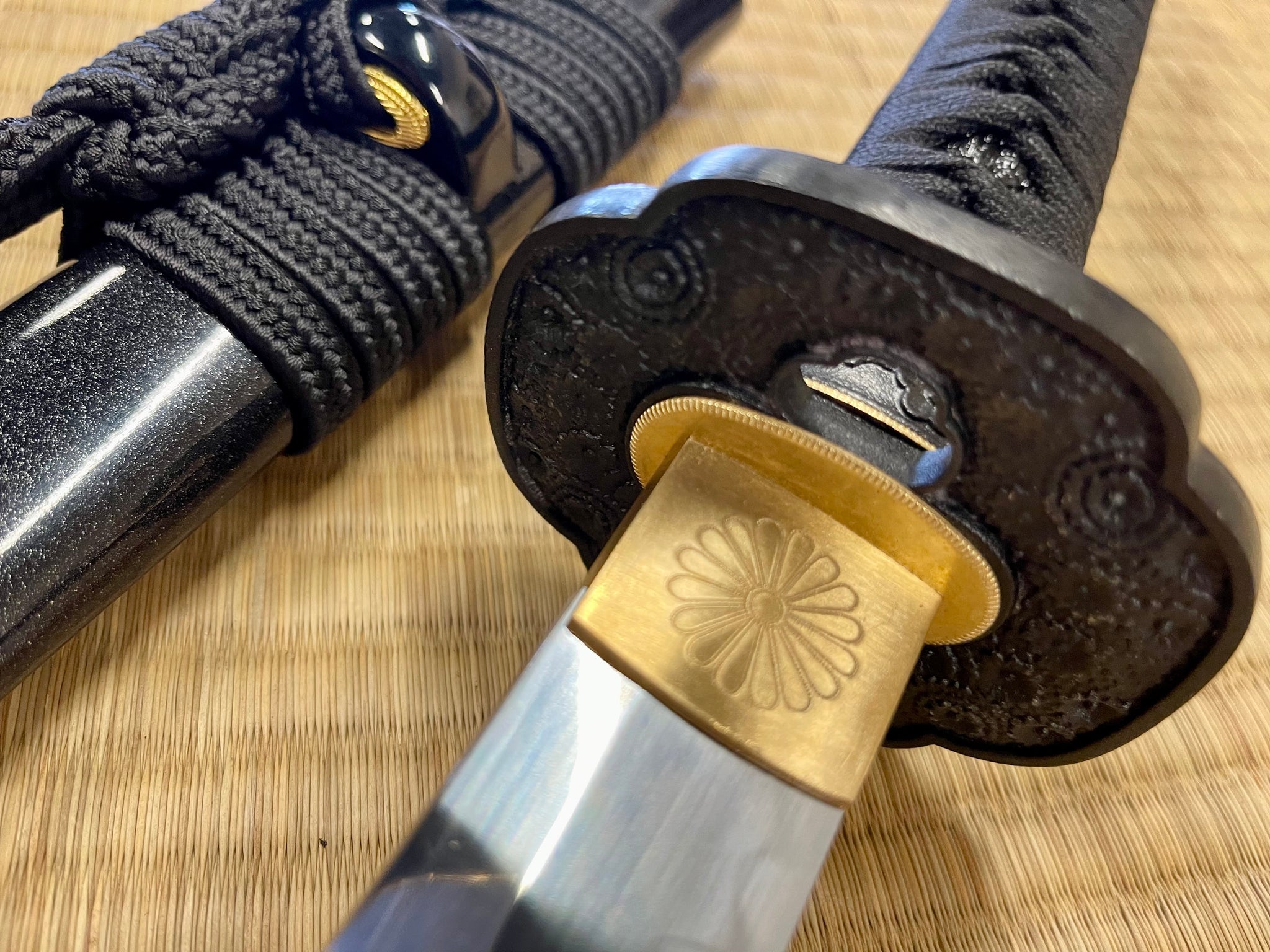 Moritaka Razor Black Imperial Katana - T10 Clay Tempered