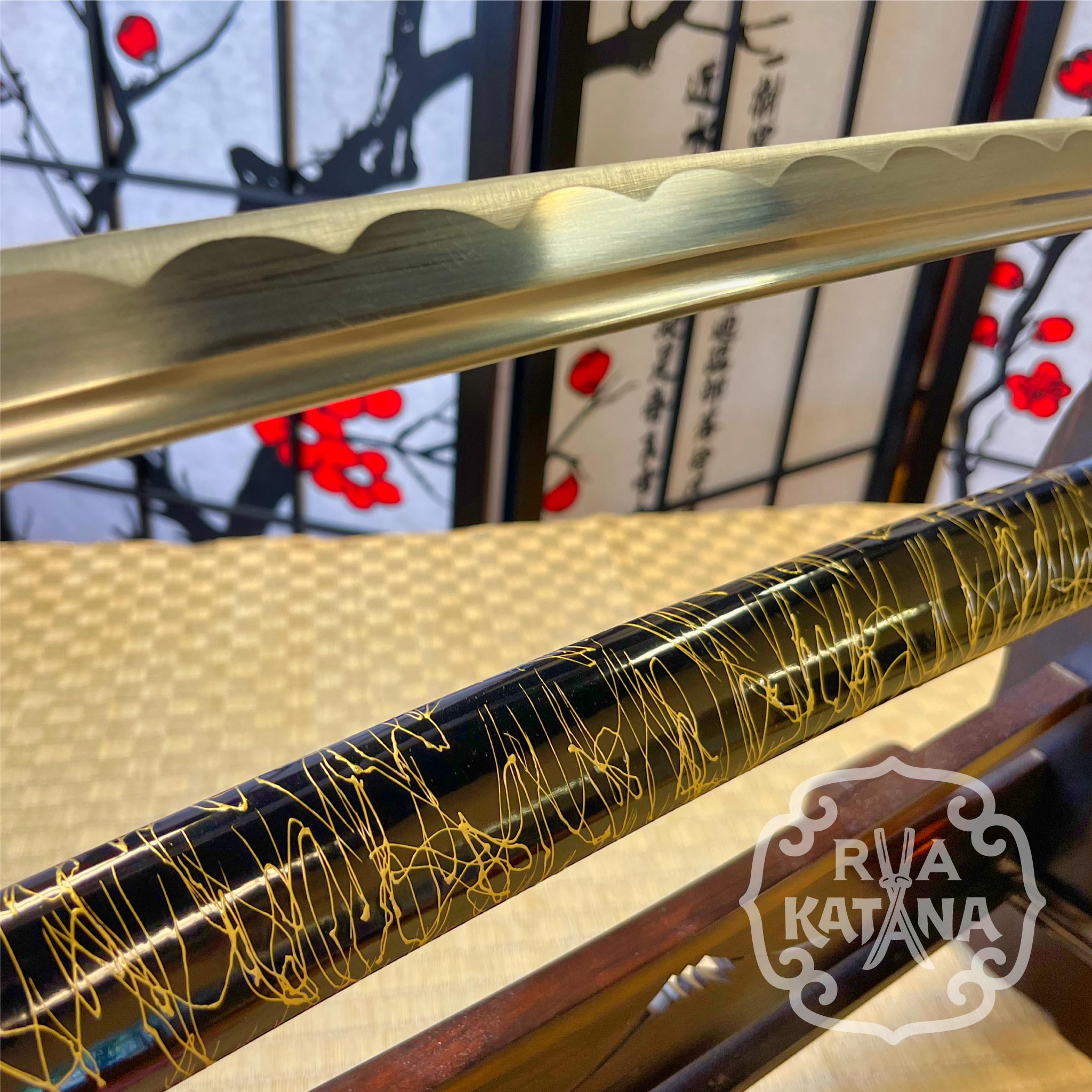 Dragonspring Katana - Black and Tan Dragon - 1060 Steel