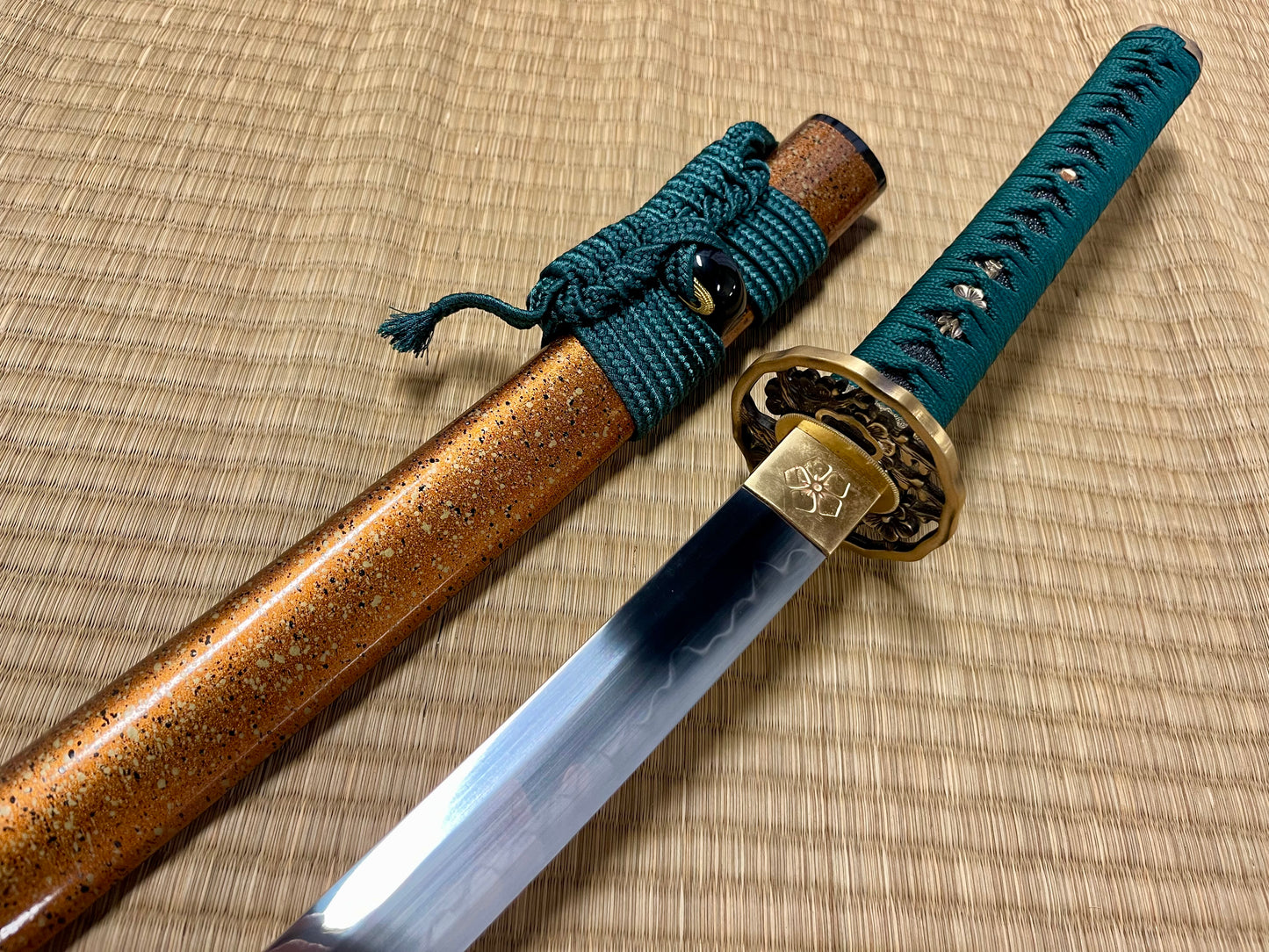 Moritaka Razor Katana - Sun Cherry   - T10 Clay-Tempered Hadori Polish