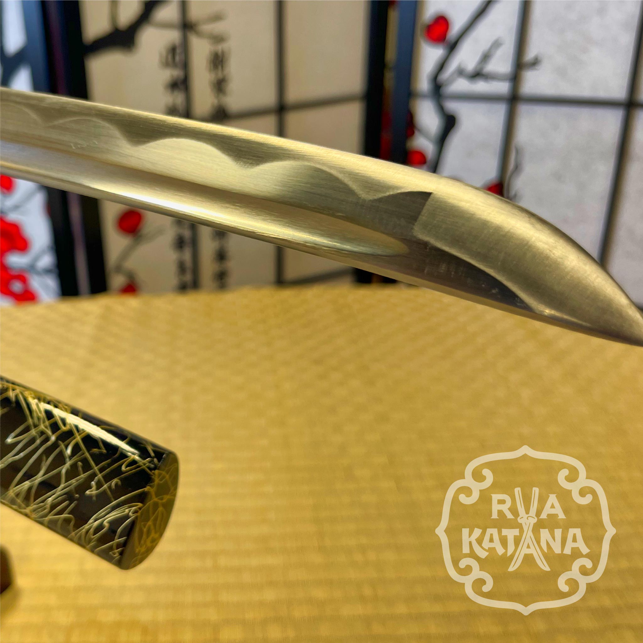 Dragonspring Katana - Black and Tan Dragon - 1060 Steel