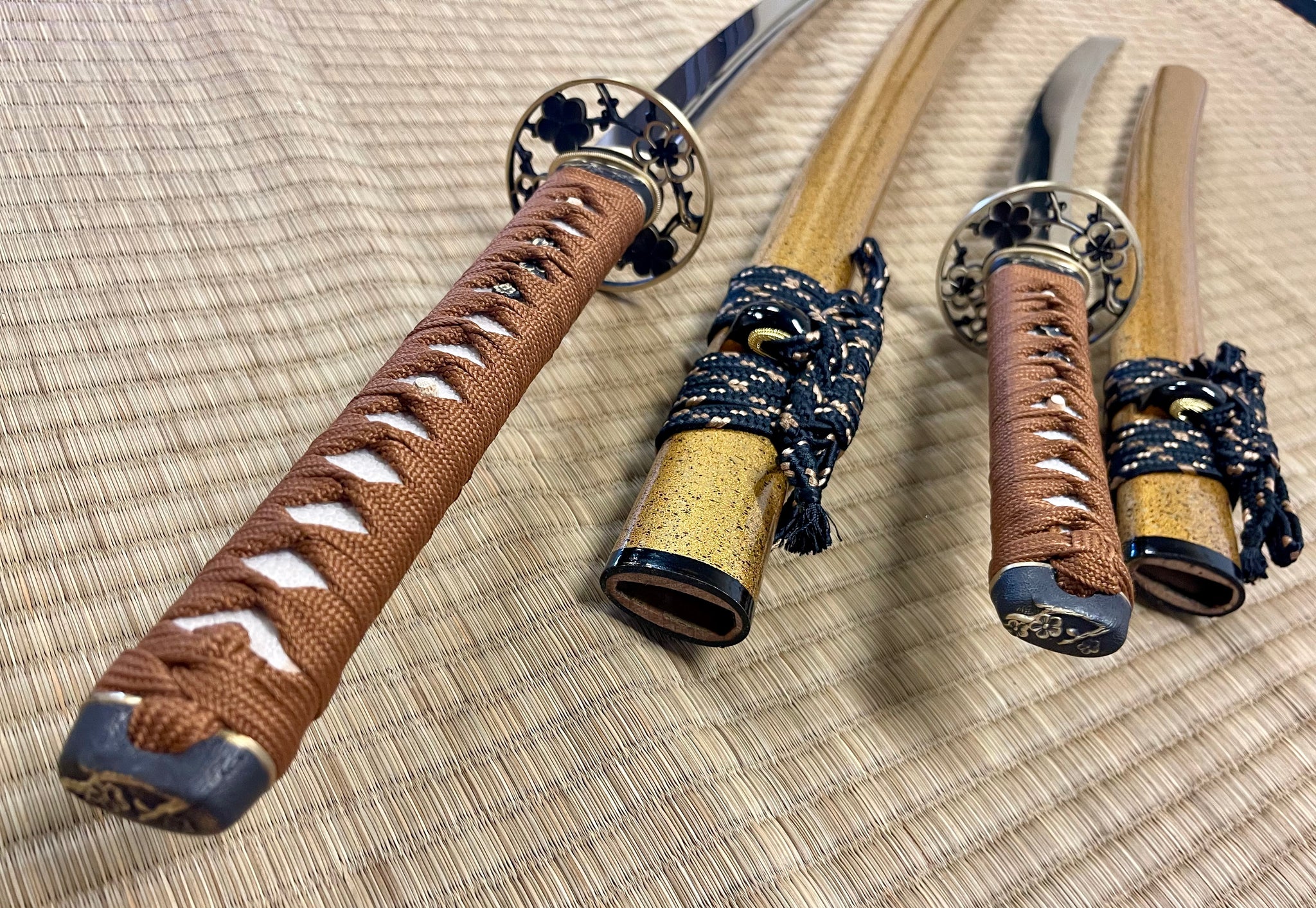 Dragonspring Flex - Golden Blossom Katana - 65mn