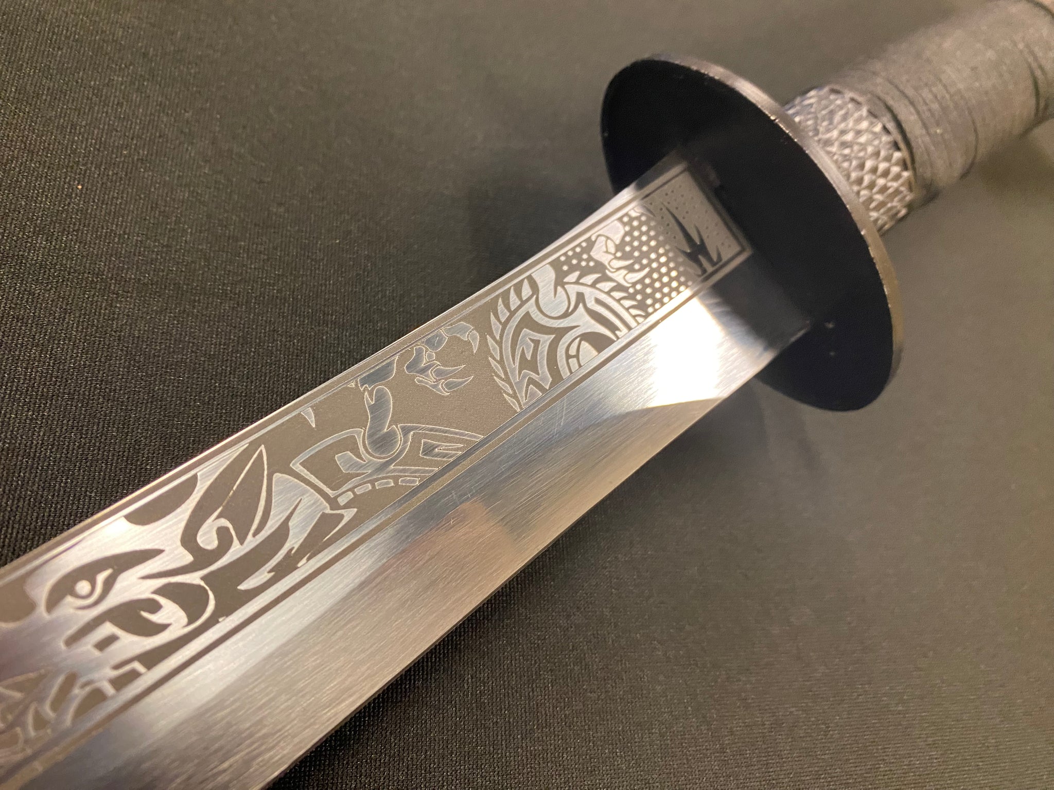 Dao Dagger - Tiger Dueling Dragon - Etched Manganese Steel