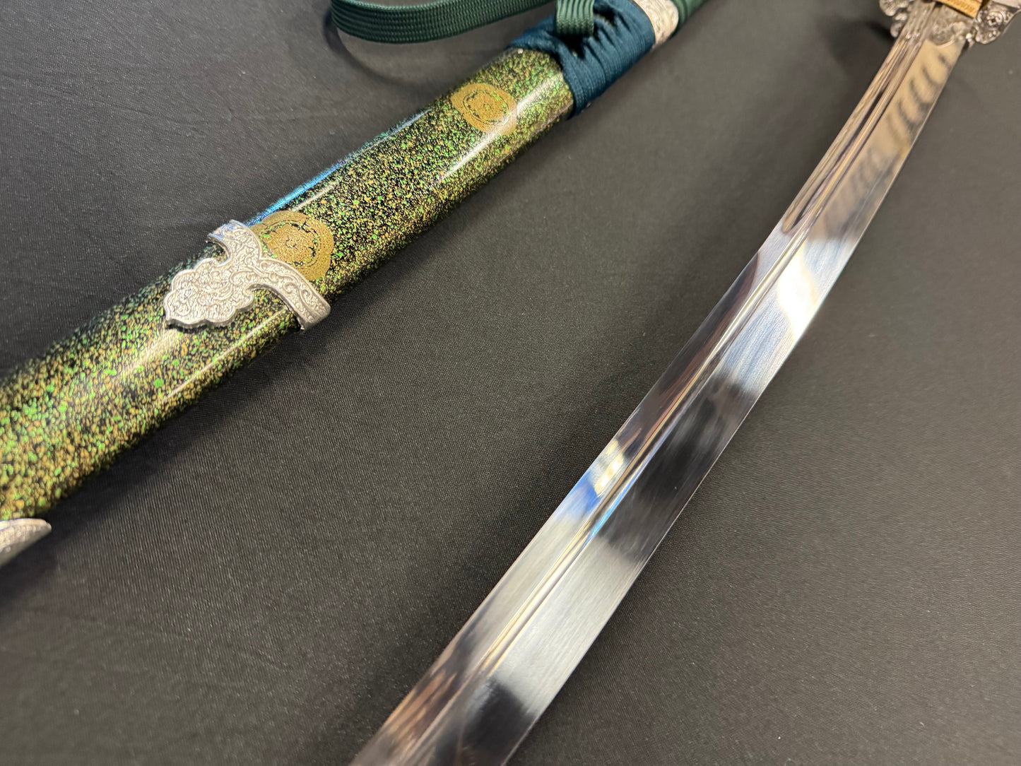 Phoenix Armory Tachi - Green Hunter Unokubi 65Mn