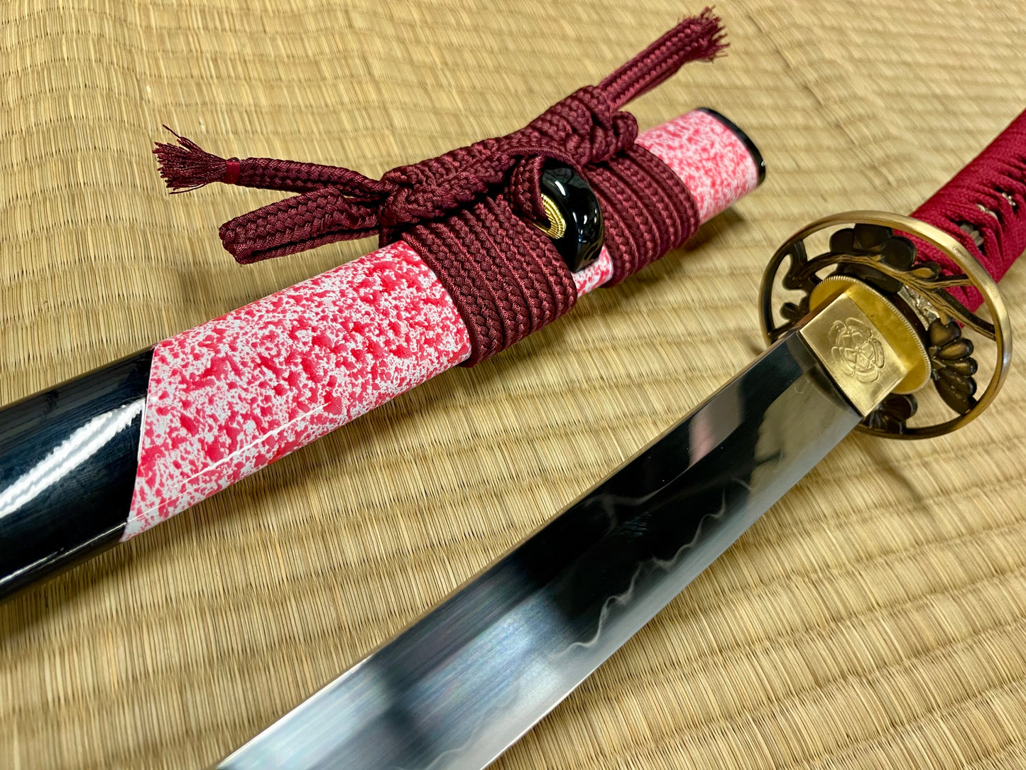 Moritaka Razor Crimson Cherry Katana - T10 Clay-Tempered Hadori Polish