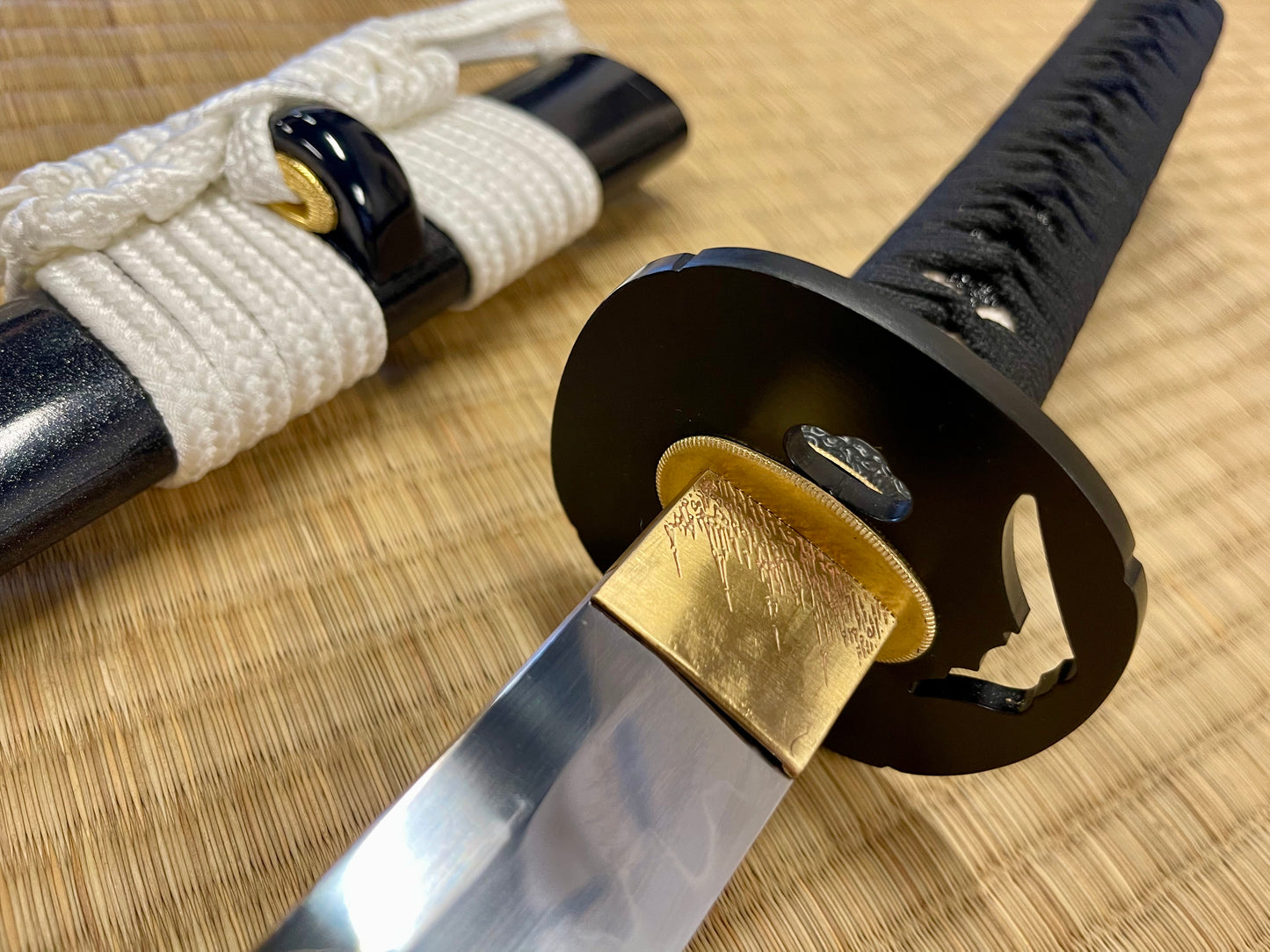 Moritaka Razor Katana -Midnight Fuji - T10 Clay-Tempered Hadori Polish