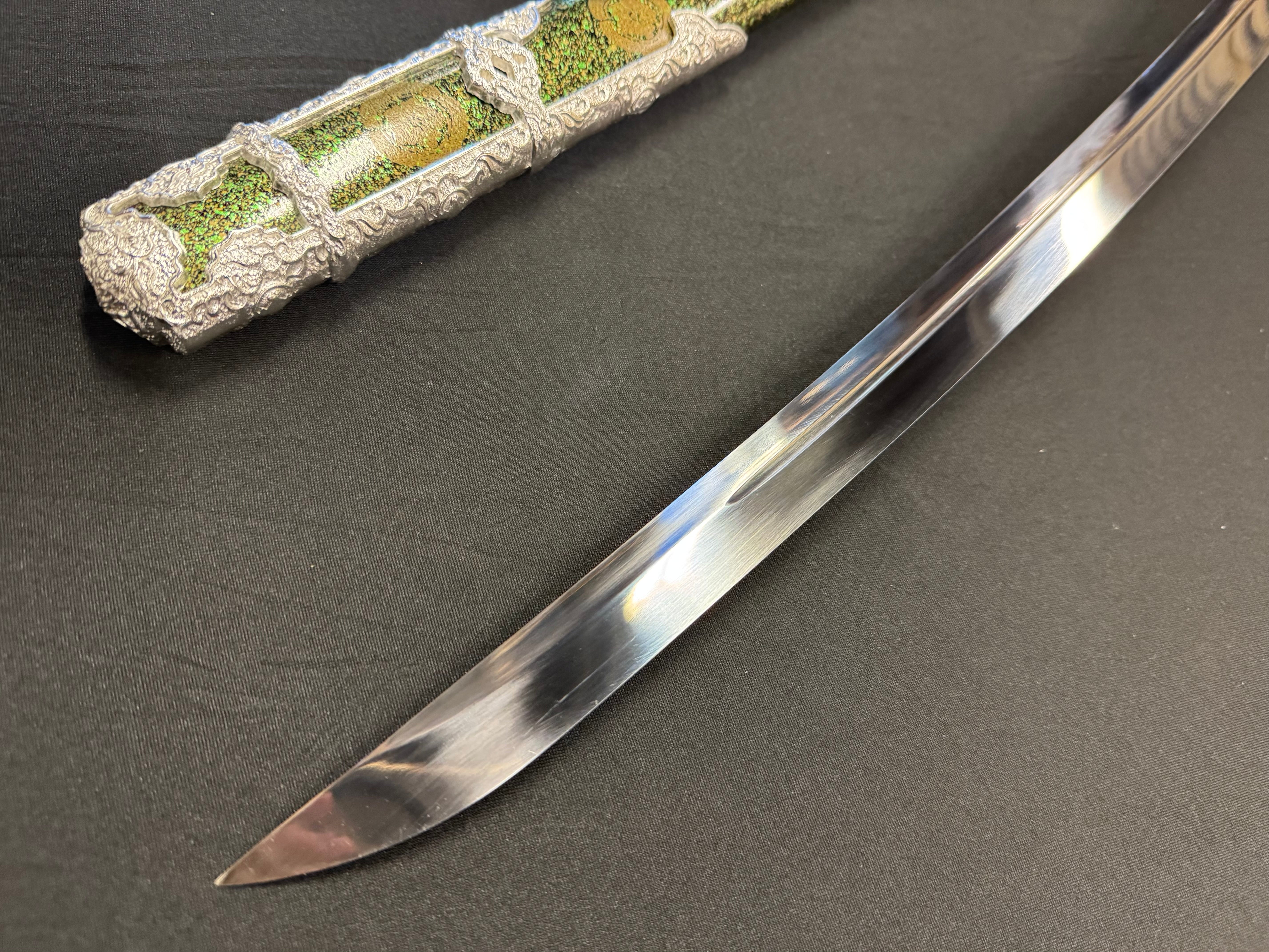 Phoenix Armory Tachi - Green Hunter Unokubi 65Mn