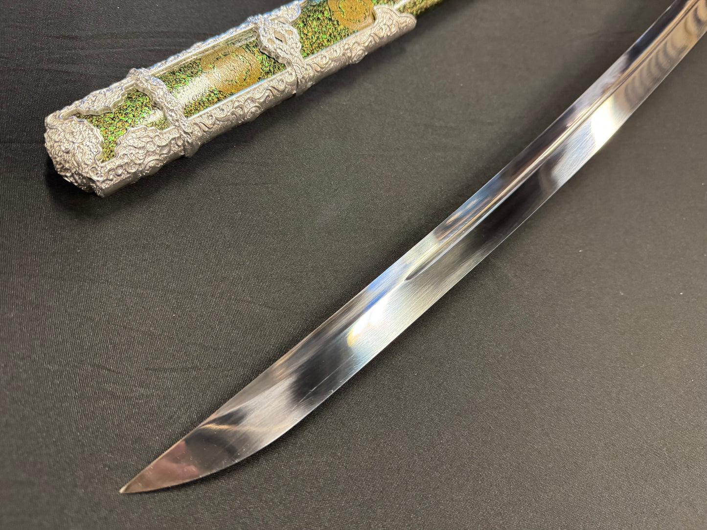 Phoenix Armory Tachi - Green Hunter Unokubi 65Mn