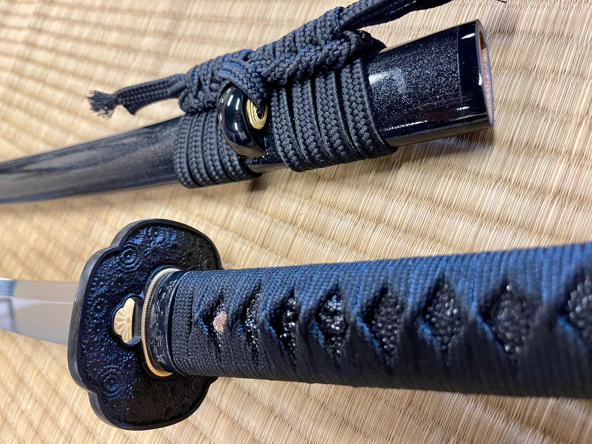 Moritaka Razor Black Imperial Katana - T10 Clay Tempered