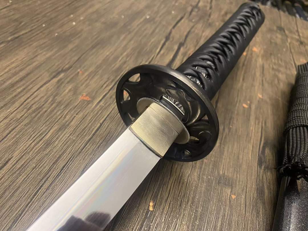 Cloudhammer Wakizashi - Black Lotus - s5 Shock Steel