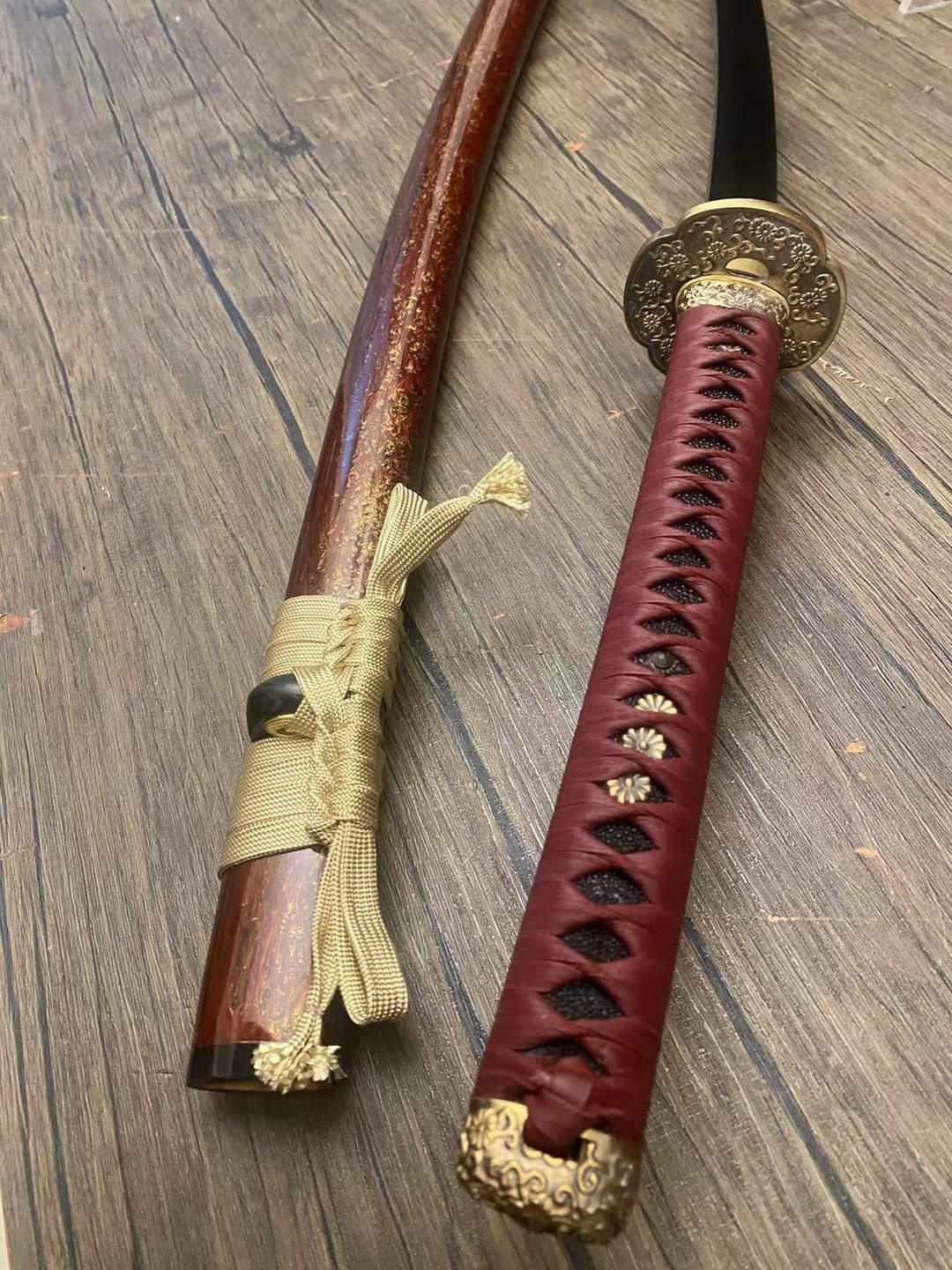 Cloudhammer Katana -  Chrysanthemum Embers - s5  - 31.5" nagasa, deep tachi koshizori