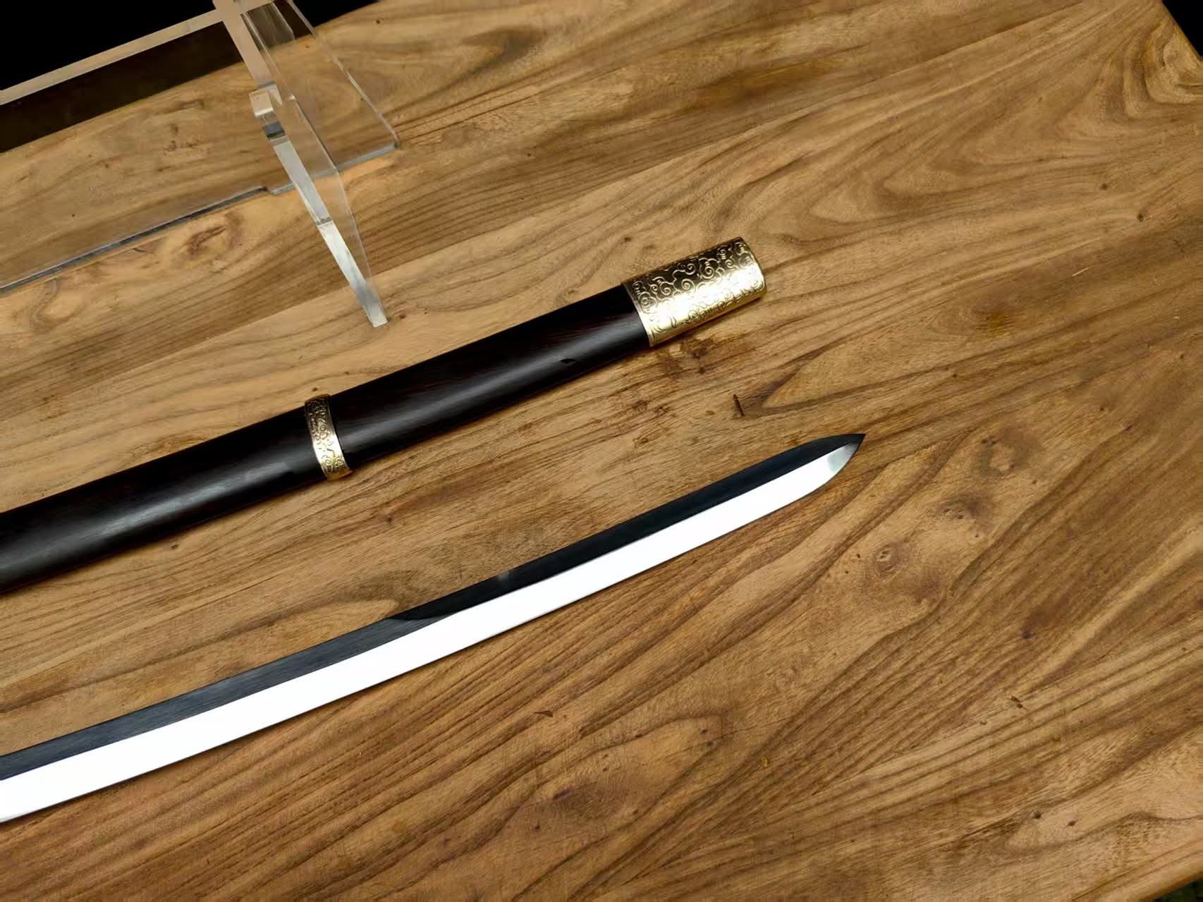PRE-ORDER Cloudhammer Yuan Saber - sx105v