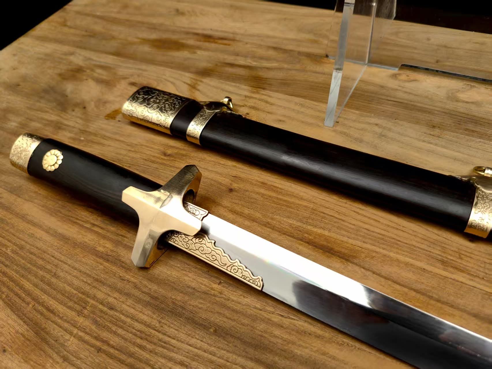 PRE-ORDER Cloudhammer Yuan Saber - sx105v