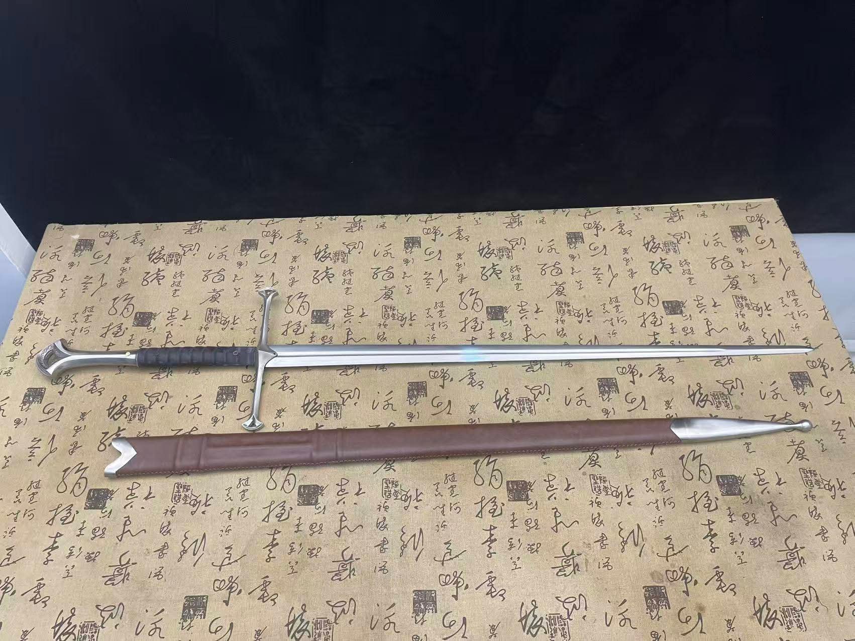 Cloudhammer Lord of the Rings Narsil Sword - sx105v