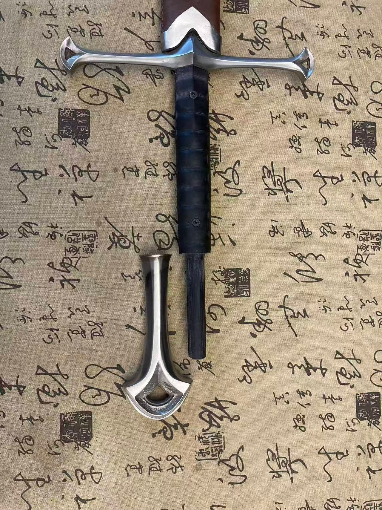 Cloudhammer Lord of the Rings Narsil Sword - sx105v