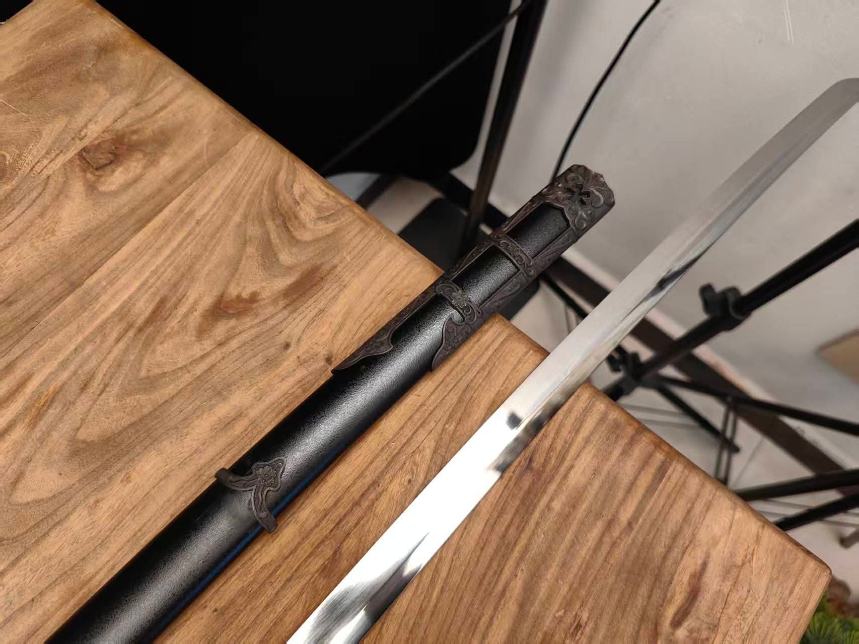 Cloudhammer Giant Odachi - Unbreakable Giant - s5e