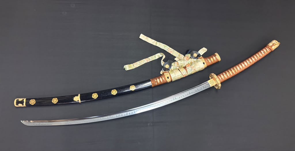 Phoenix Armory Deeply Curved Tachi - Sun Gold