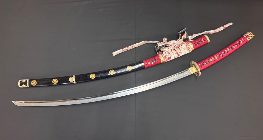 Phoenix Armory Deeply Curved Tachi - Sakura Chrysanthemum