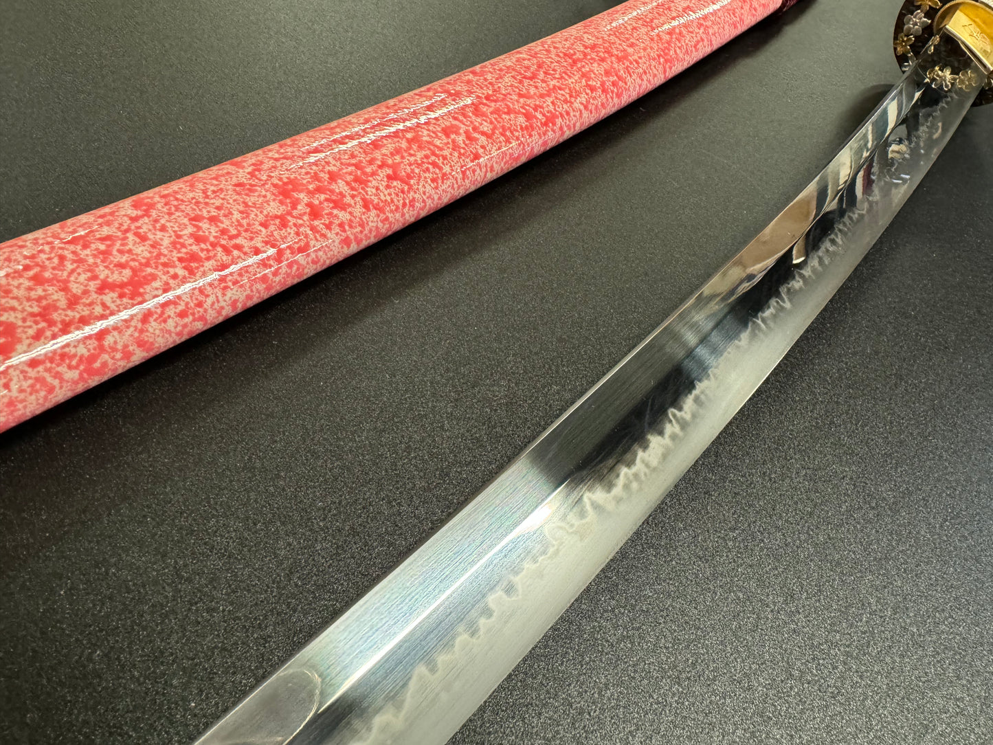 Moritaka Razor Elite - Scarlet Bloom Katana - T10 Clay-tempered