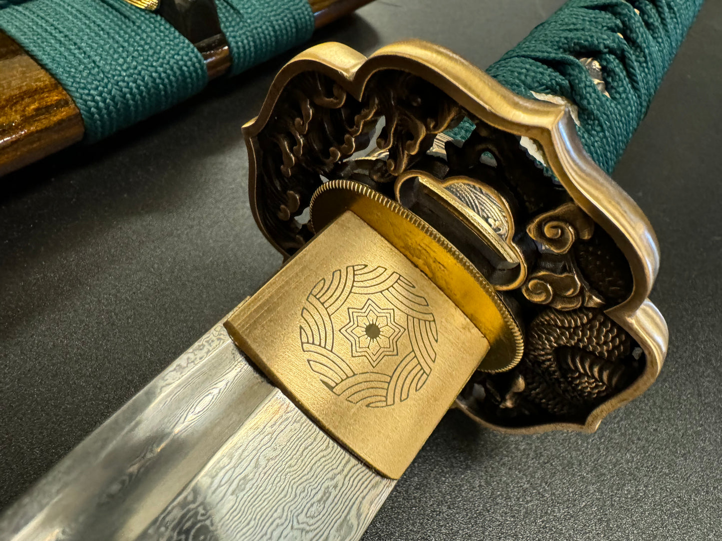 Dragonspring Forge Katana - Green Dragon - Damascus