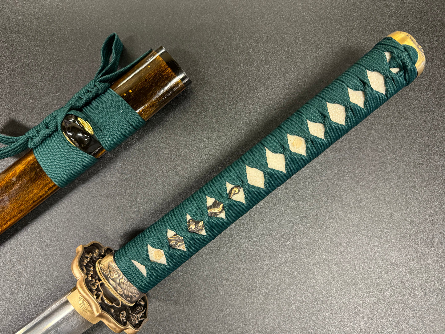 Dragonspring Forge Katana - Green Dragon - Damascus