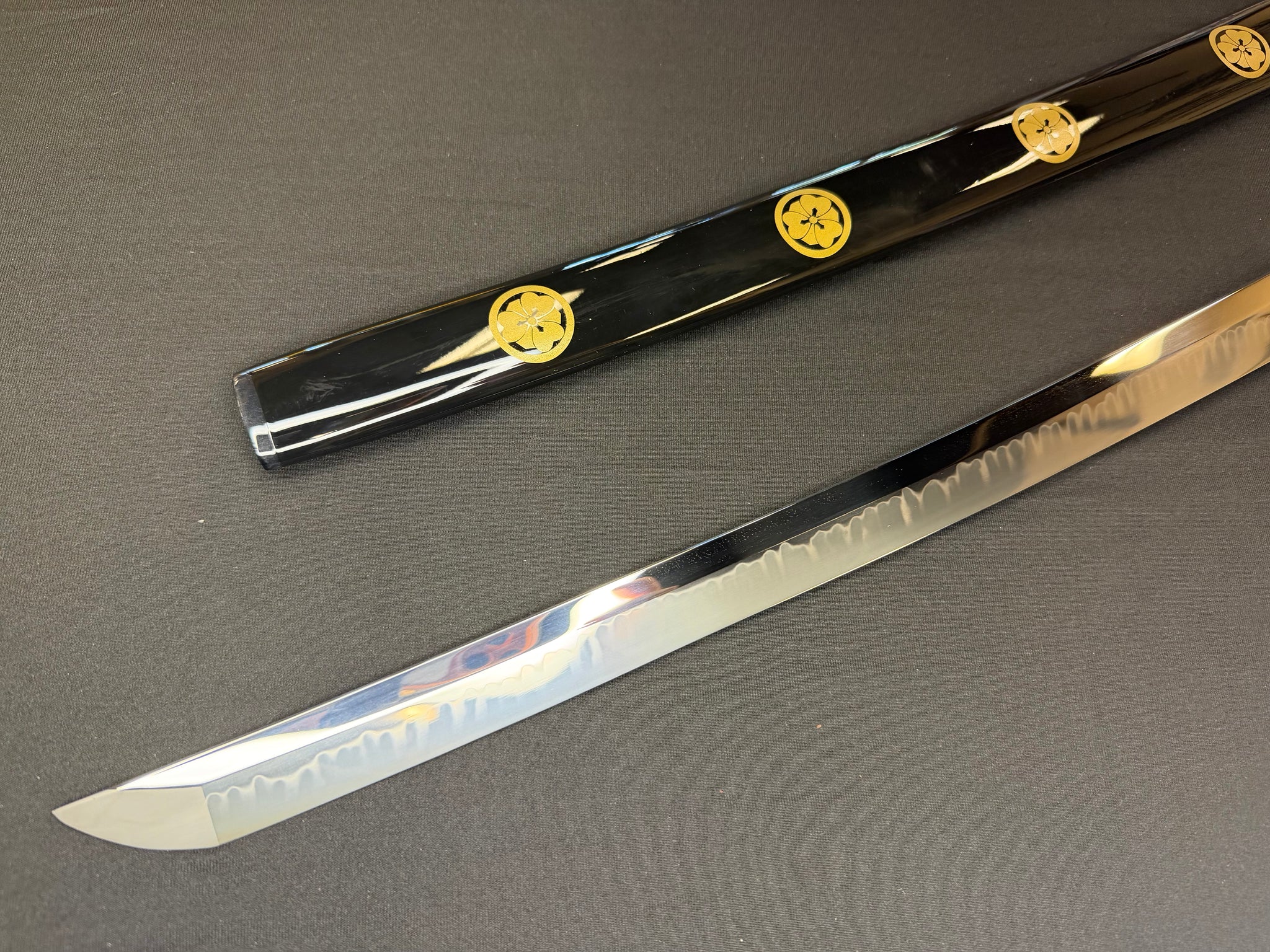 Legacy Blades Nodachi - Long Katabami 1095 Clay Tempered