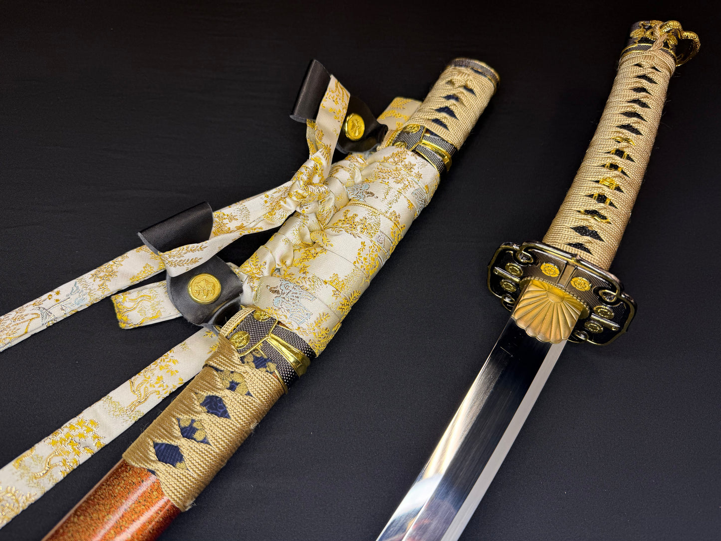 Phoenix Armory Tachi - Golden Court 65Mn