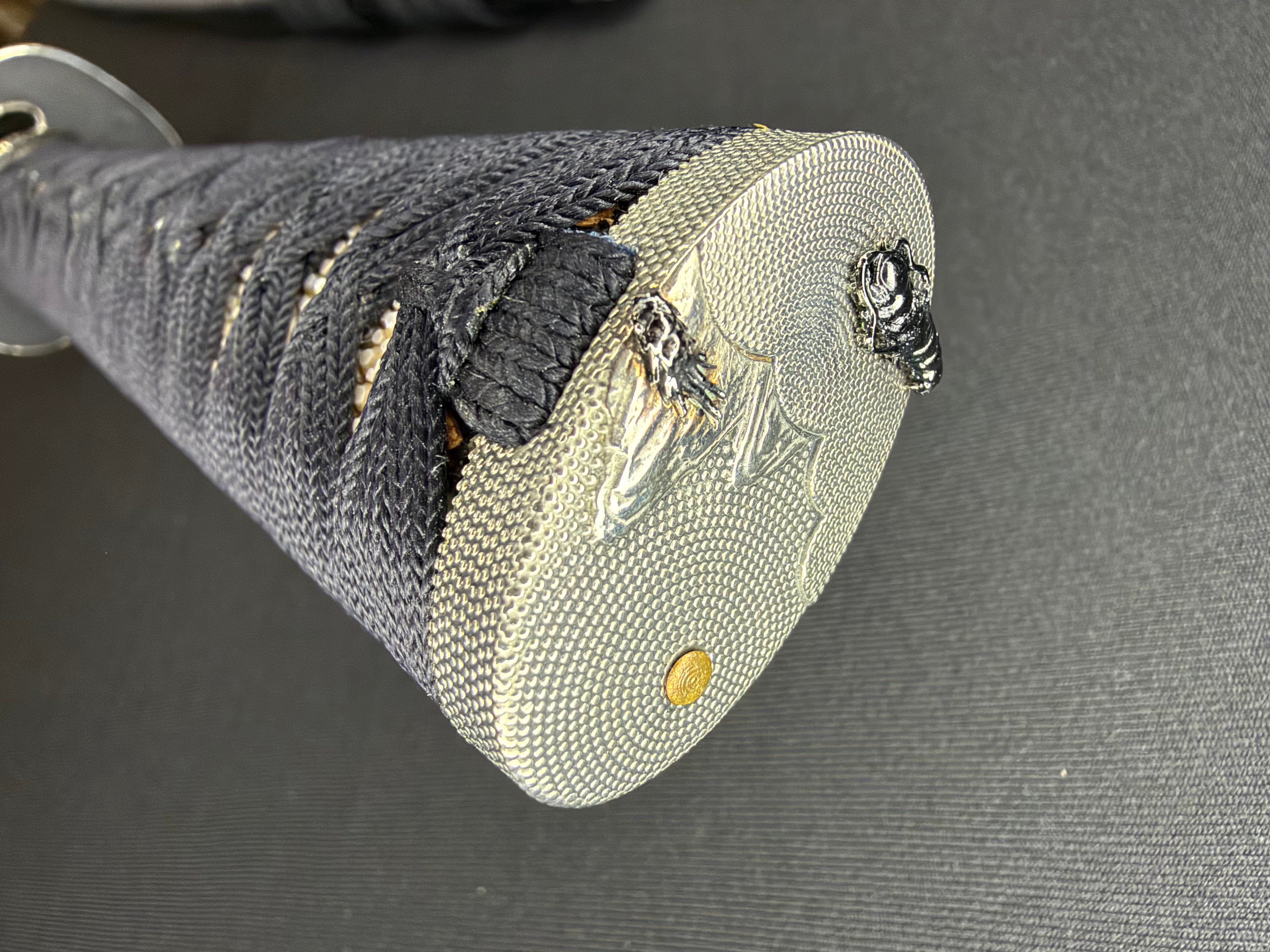 Thaitsuki Katana - Black Omukade Special Edition Honsanmai 1095