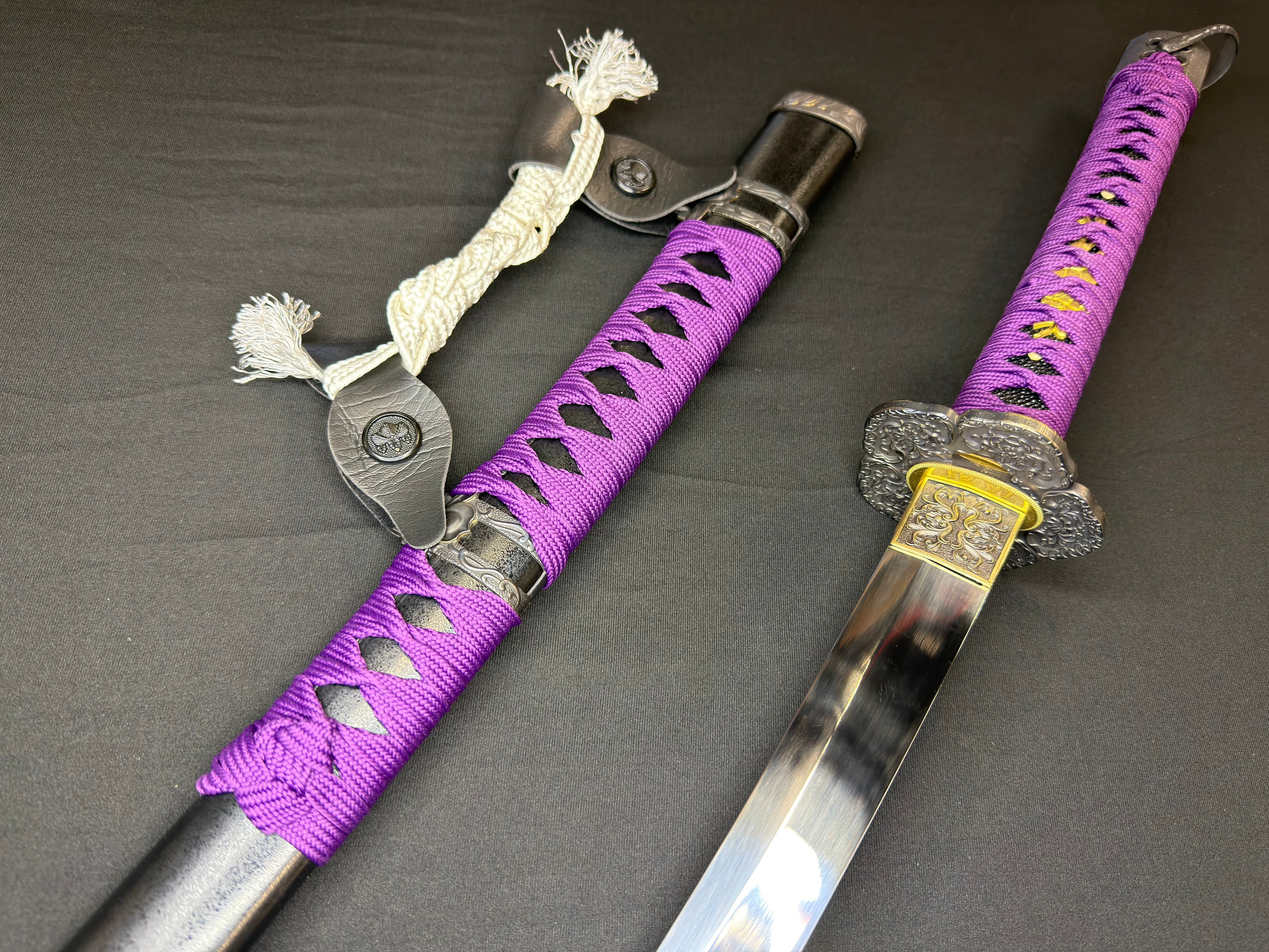 Phoenix Armory Tachi - Violet Bloom 65Mn