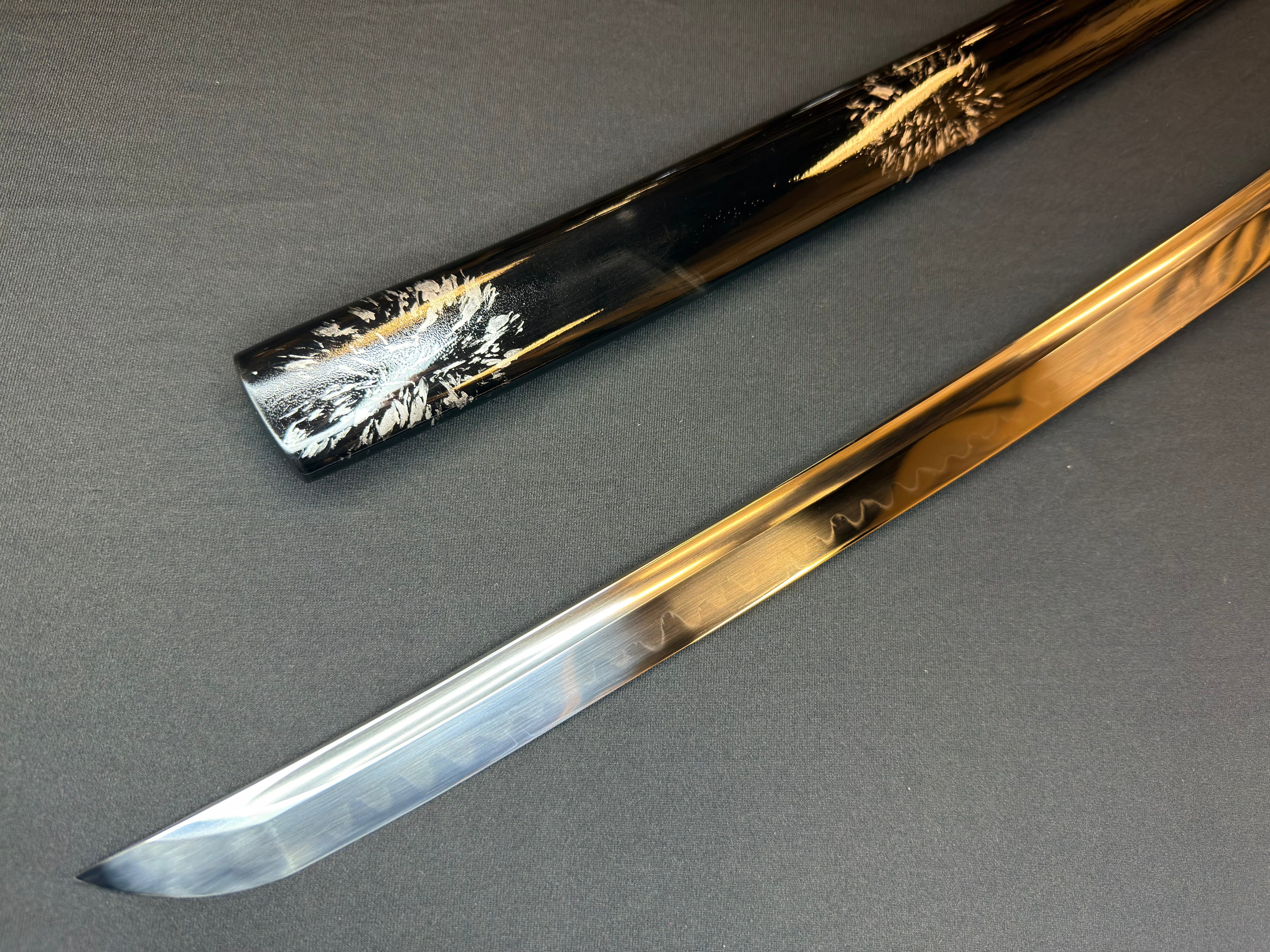 Legacy Blades Katana - Starlight Kiku Okatana 1095