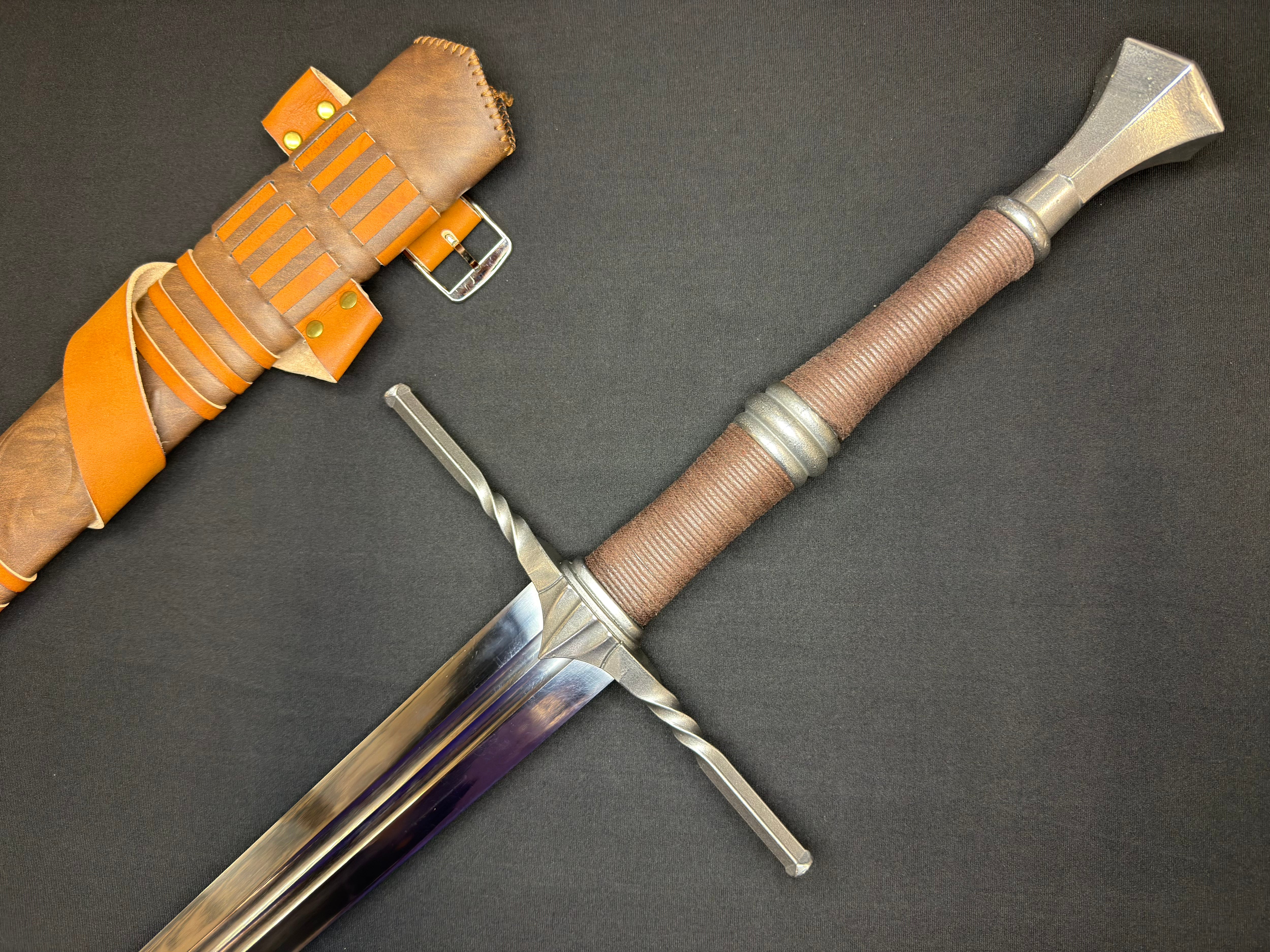 Phoenix Armory Longsword - Witcher III Geralt's Steel Sword 65Mn