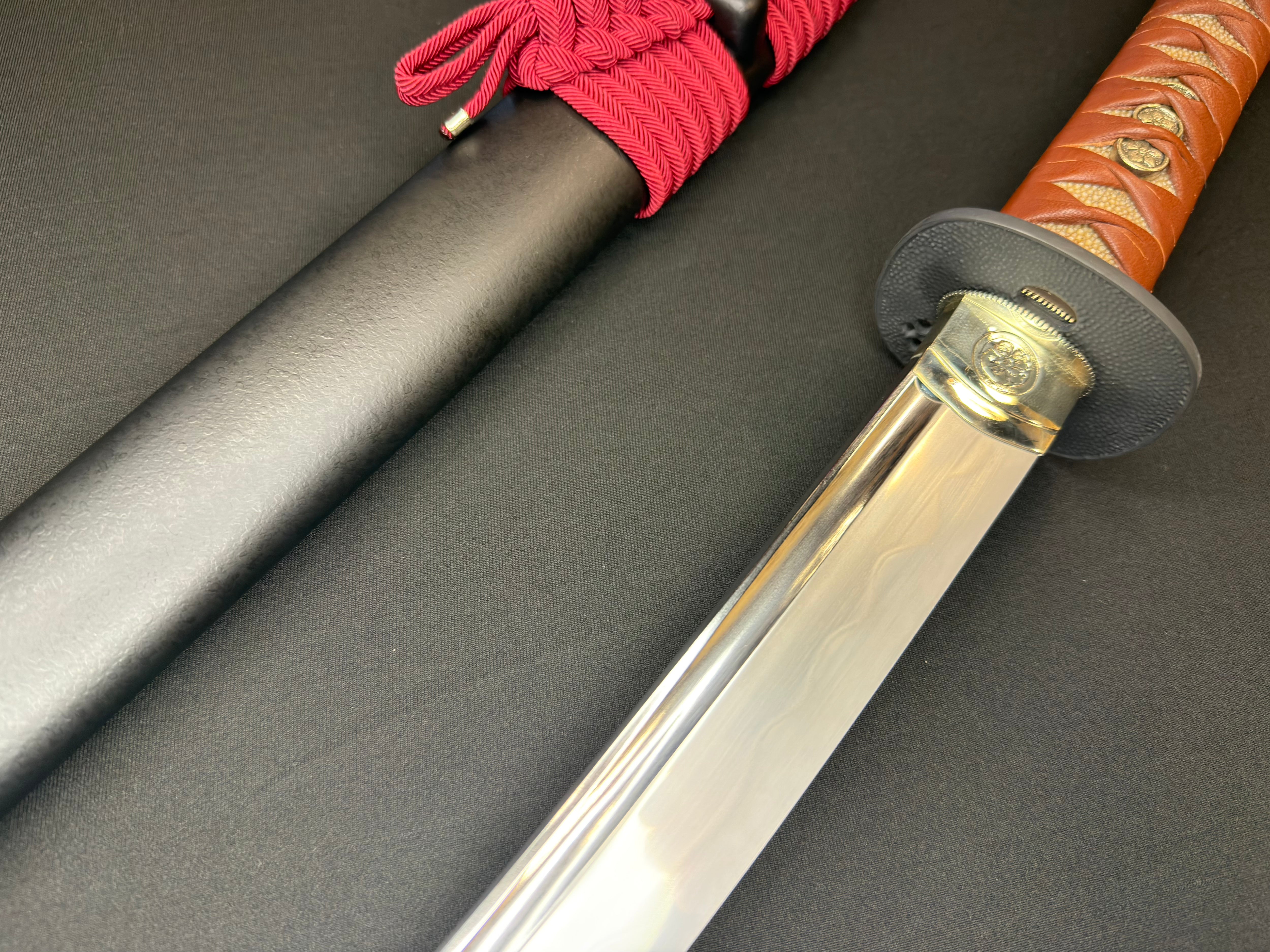 Thaitsuki Custom Katana - Shoshin Crimson Hana 1095 Clay Tempered