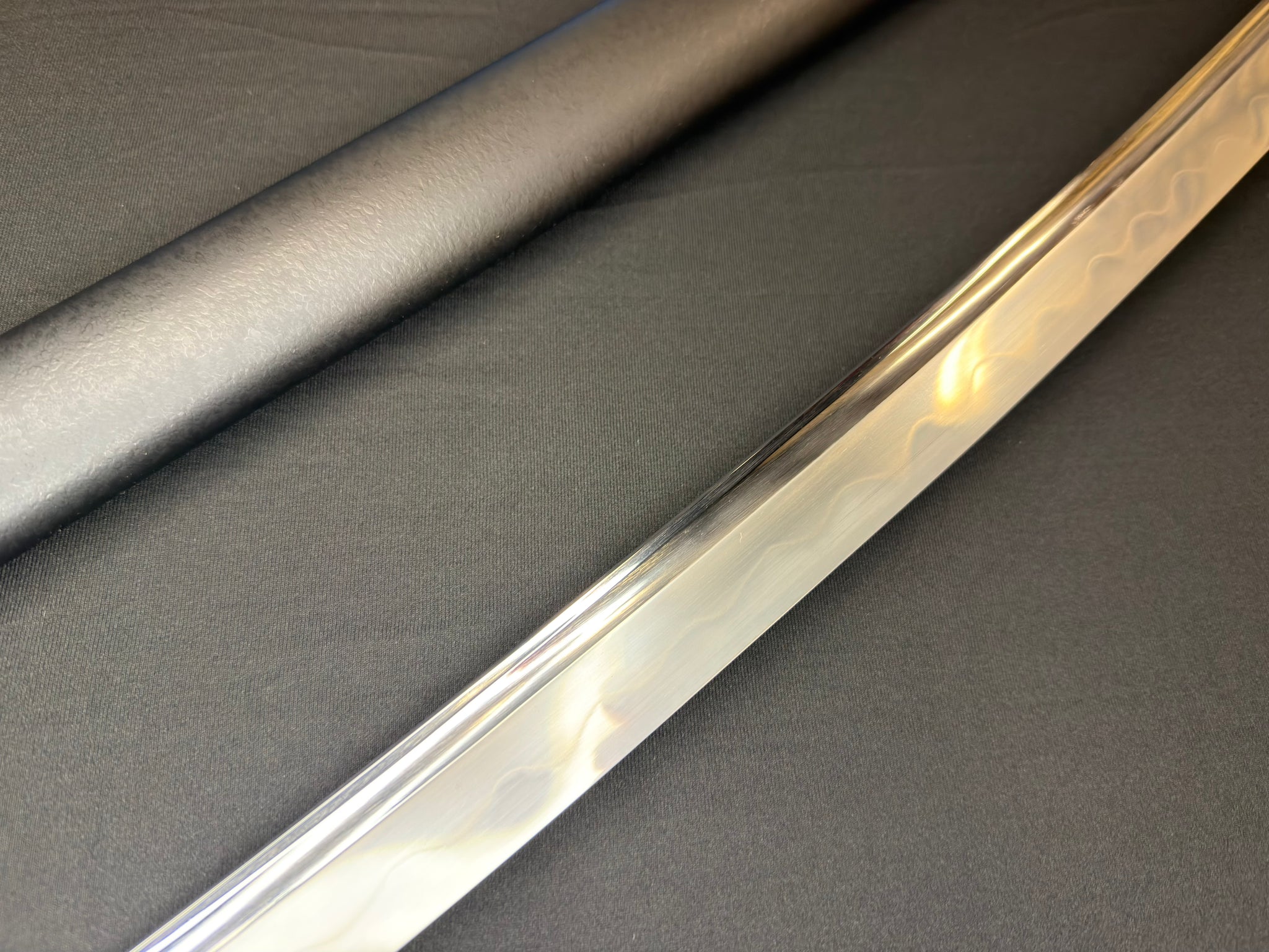 Thaitsuki Custom Katana - Shoshin Crimson Hana 1095 Clay Tempered