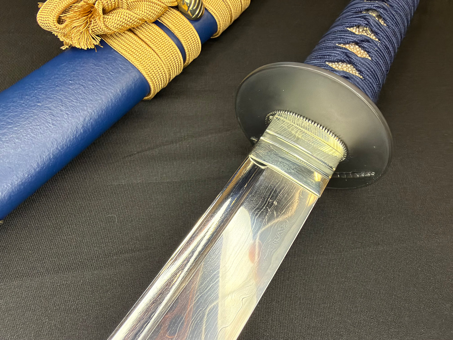 Thaitsuki Custom Katana - Sea Tonbo Sanmai Clay tempered