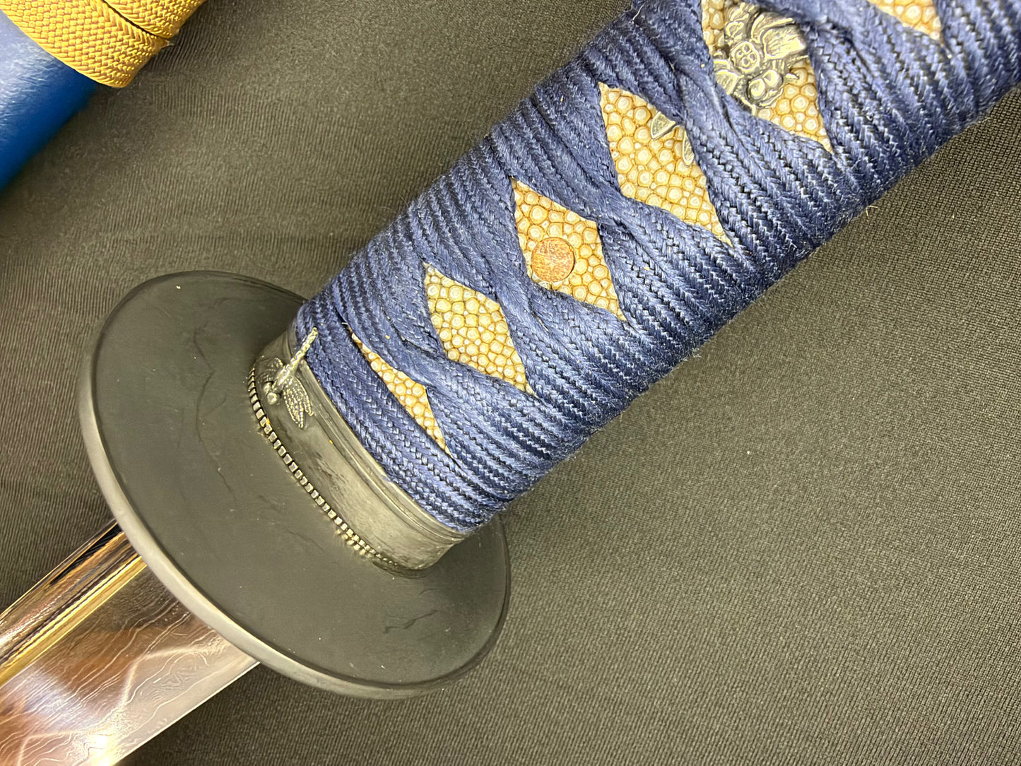 Thaitsuki Custom Katana - Sea Tonbo Sanmai Clay tempered