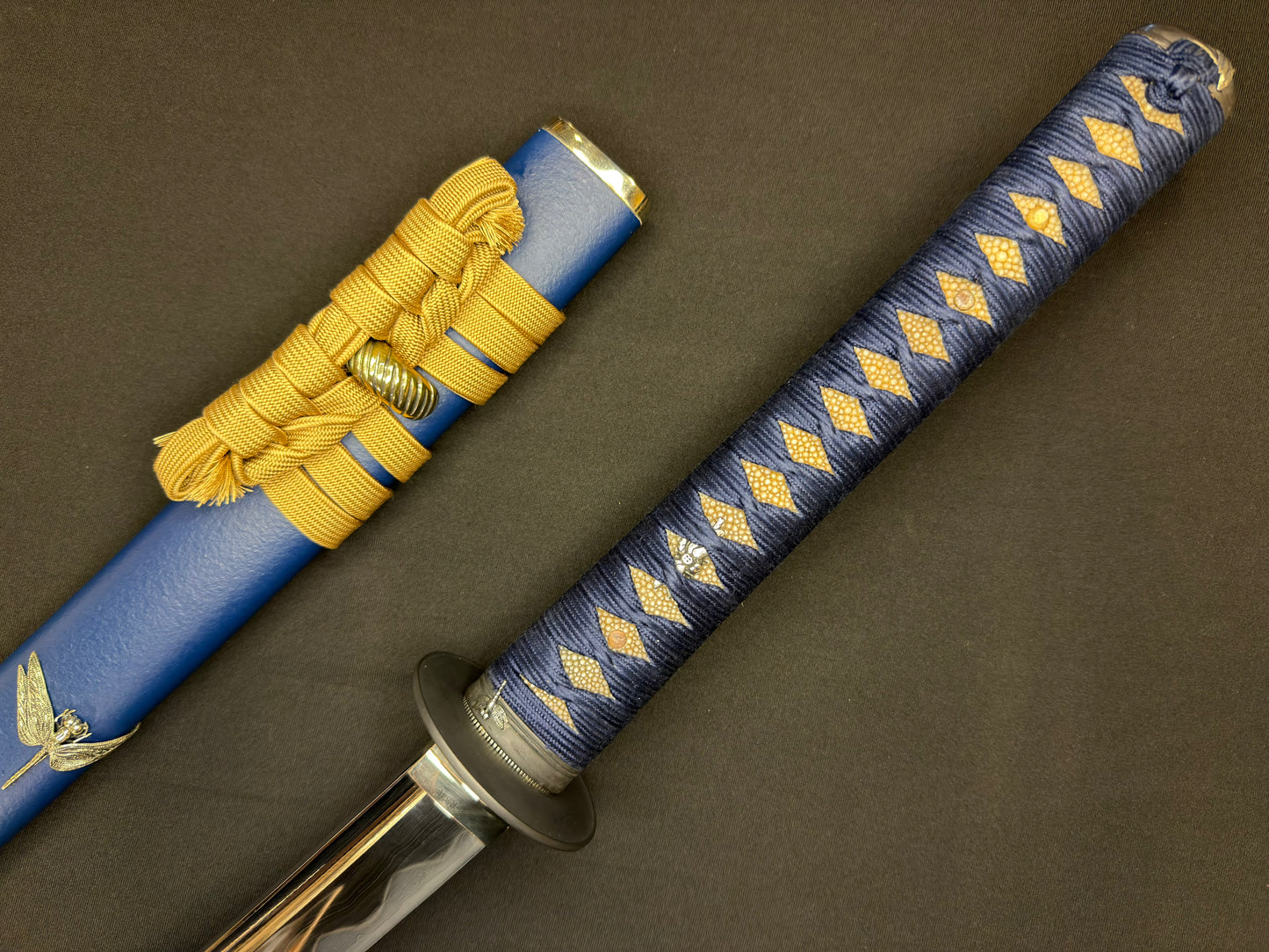Thaitsuki Custom Katana - Sea Tonbo Sanmai Clay tempered