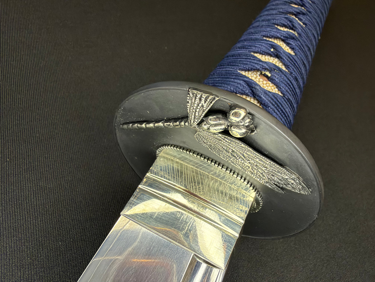 Thaitsuki Custom Katana - Sea Tonbo Sanmai Clay tempered