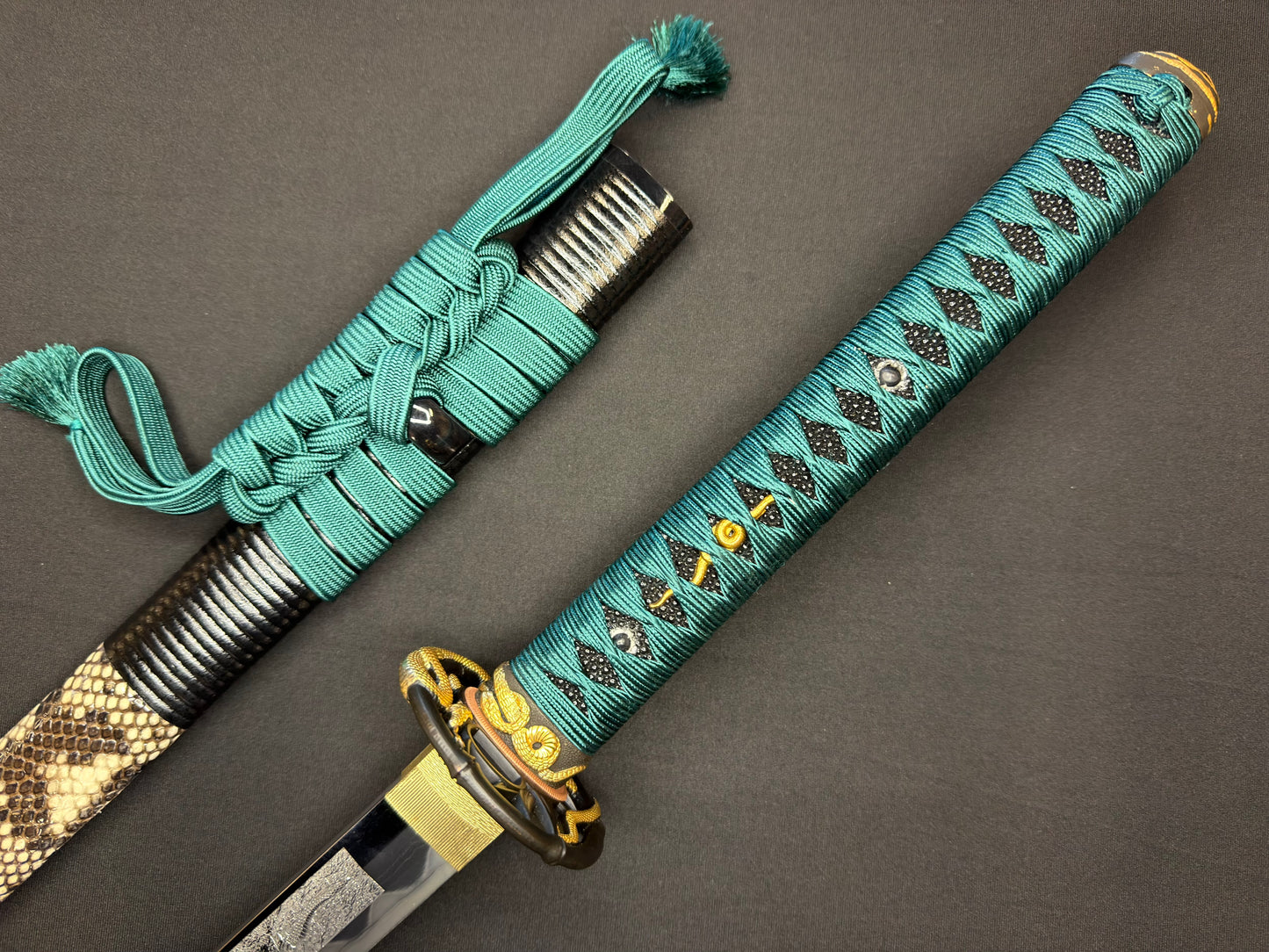 Phoenix Armory Craftsman Elite Katana - Forest Viper Folded Oroshigane Horimono