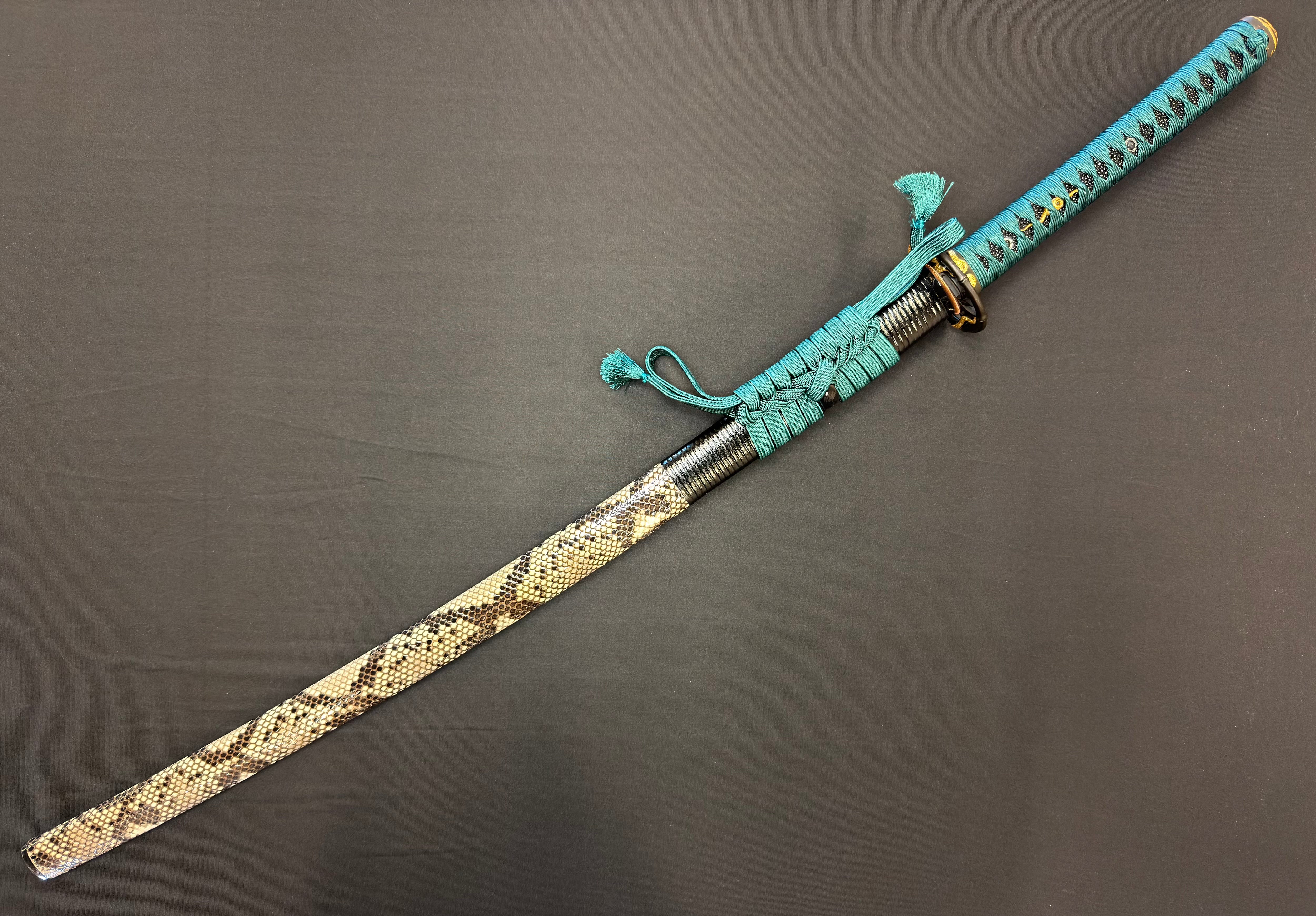 Phoenix Armory Craftsman Elite Katana - Forest Viper Folded Oroshigane Horimono