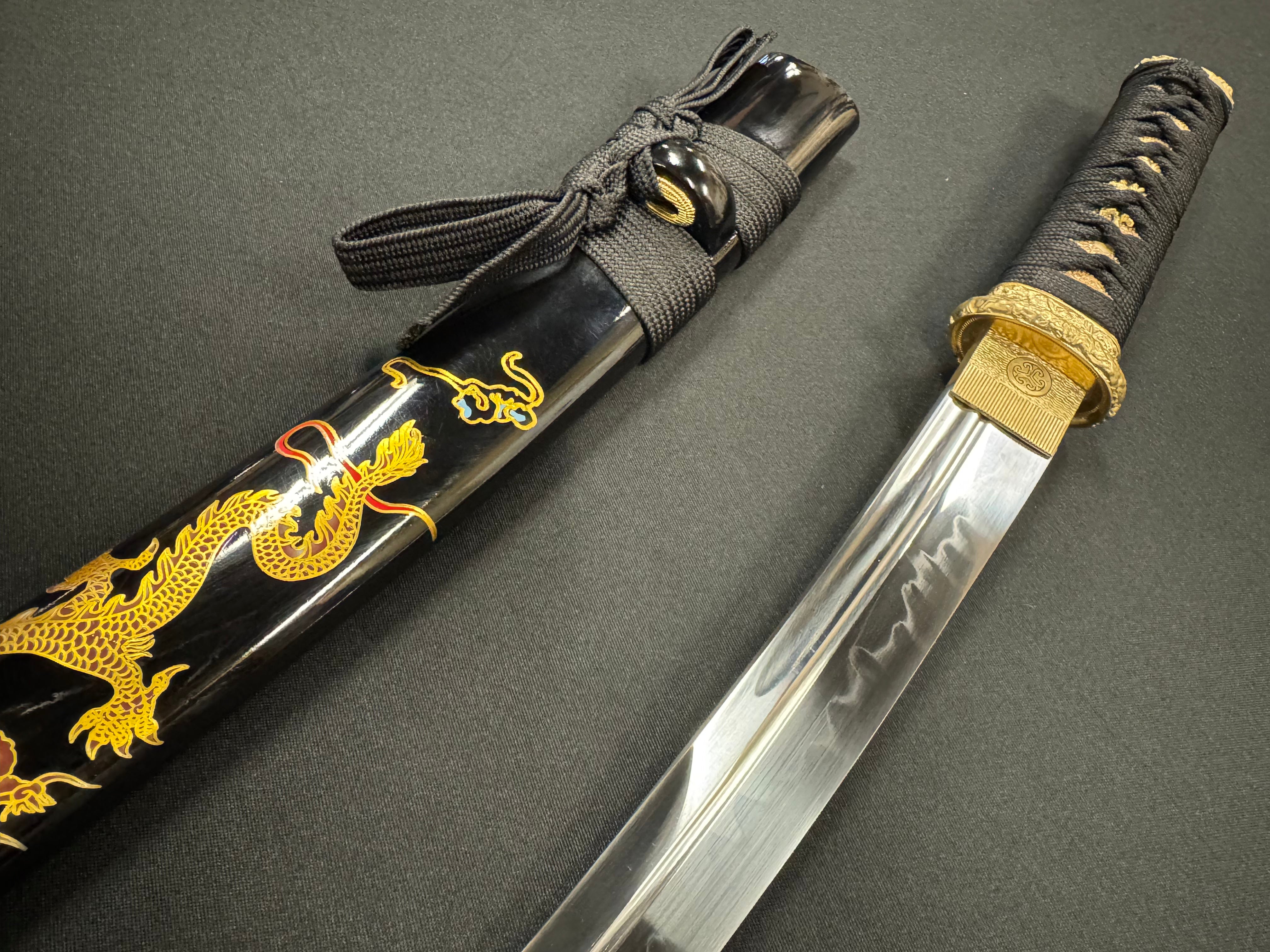 Phoenix Armory Tanto - Golden Dragon T10