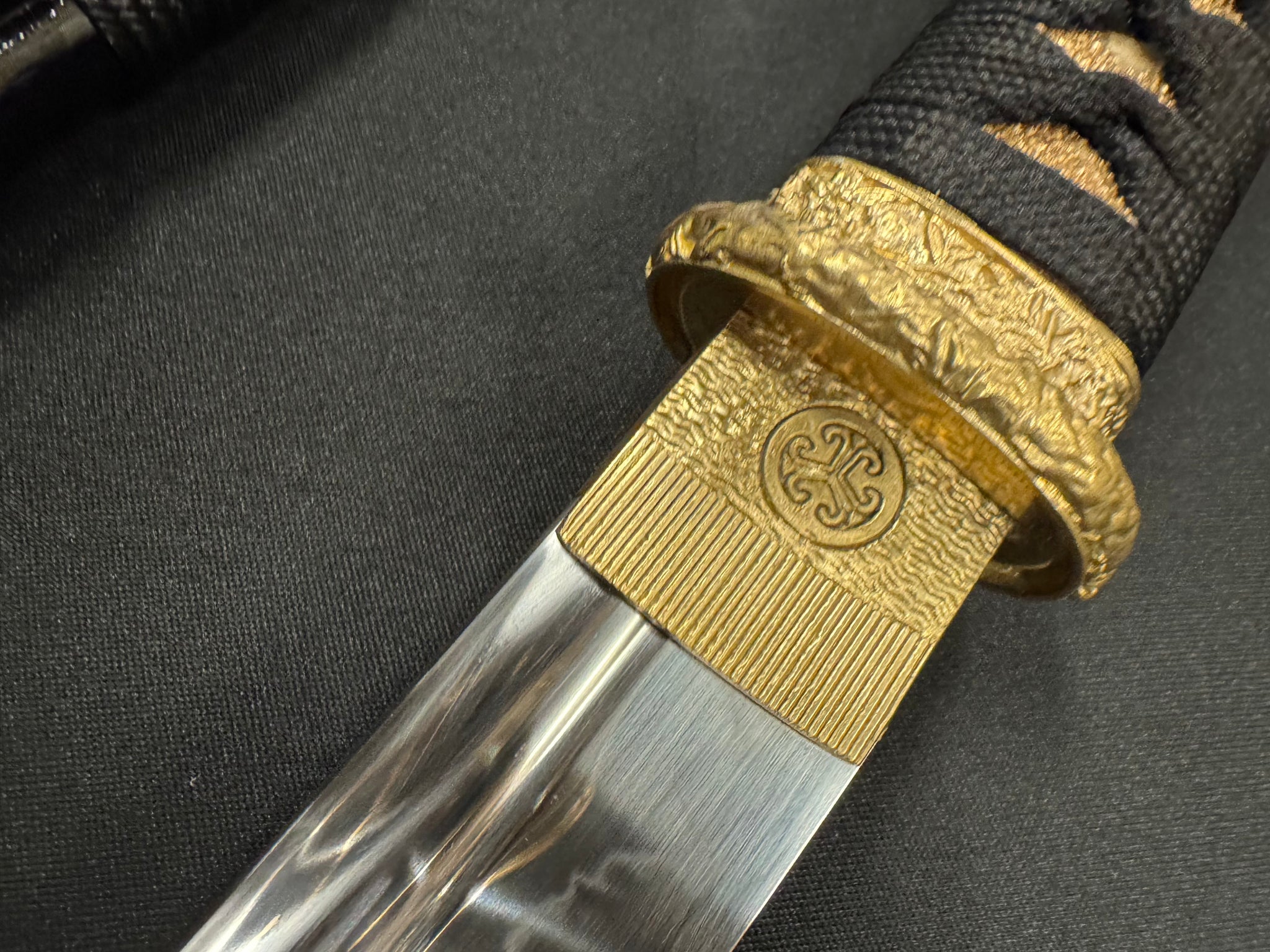 Phoenix Armory Tanto - Golden Dragon T10